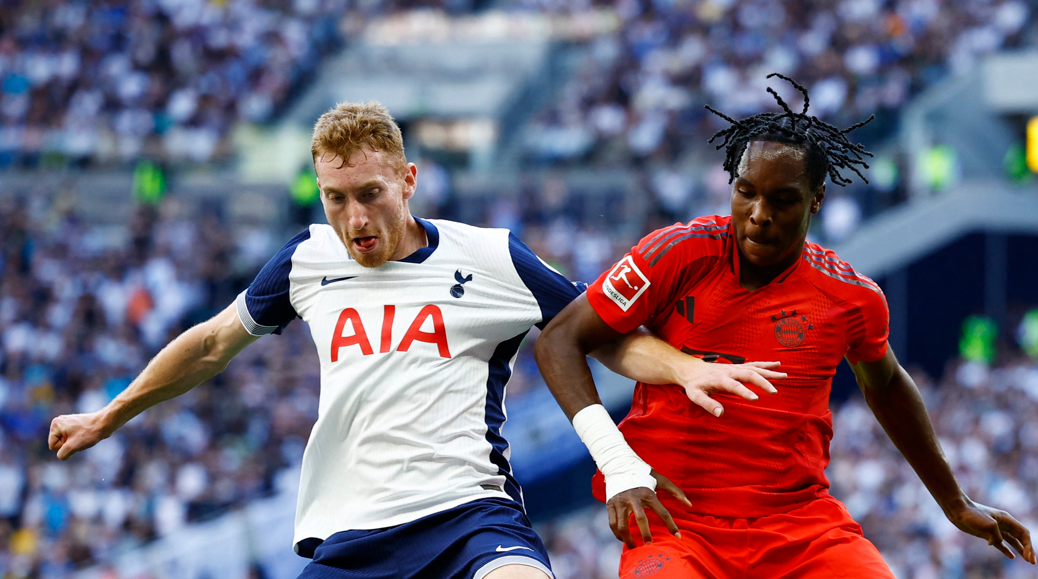 Mathys Tel présaison contre Tottenham