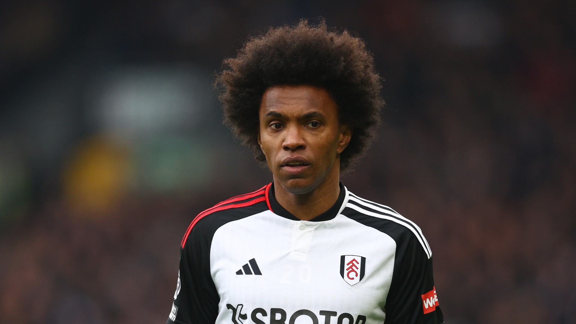 Fulham re-sign Willian