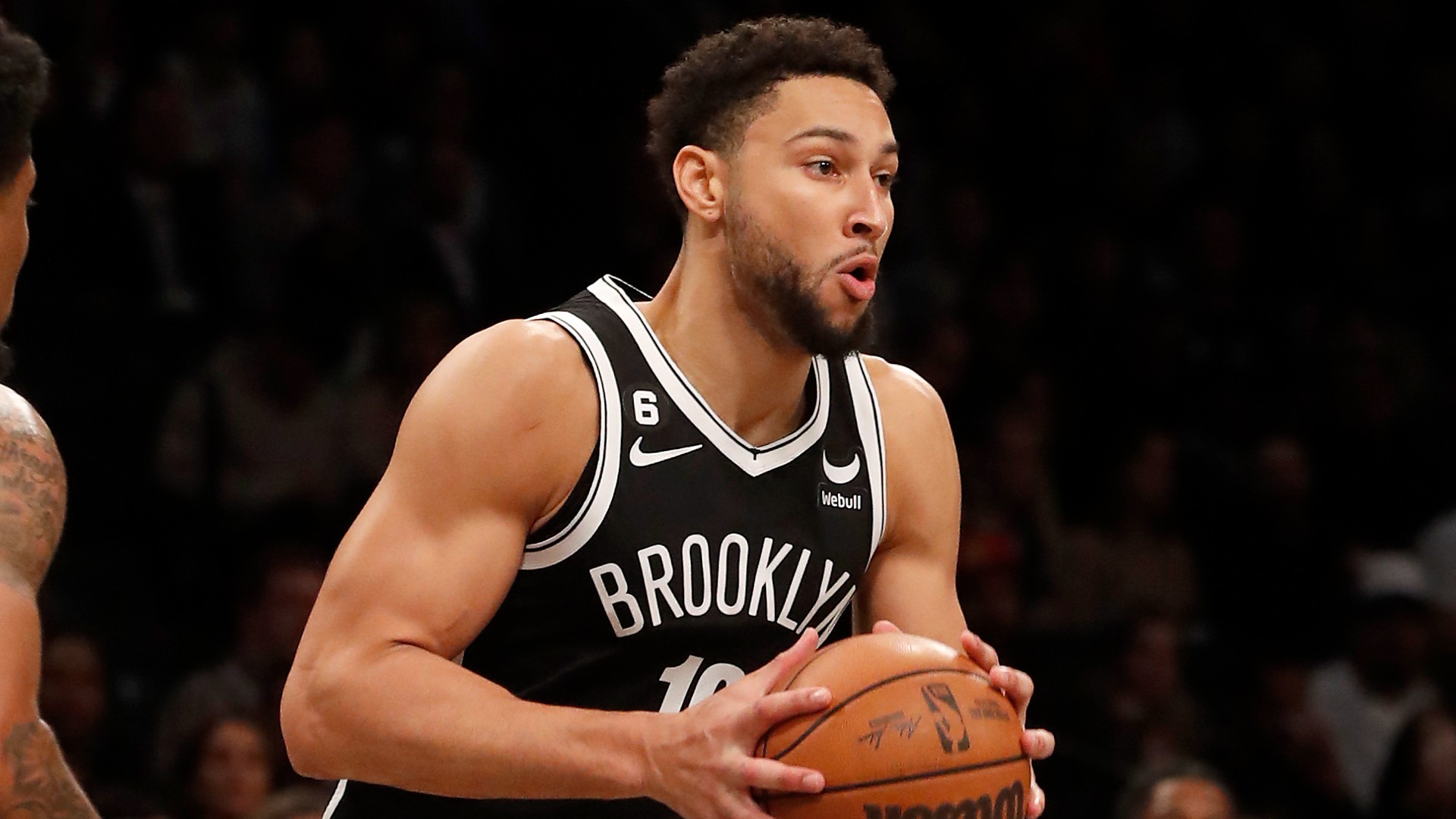 Simmons joining Clips after buyout