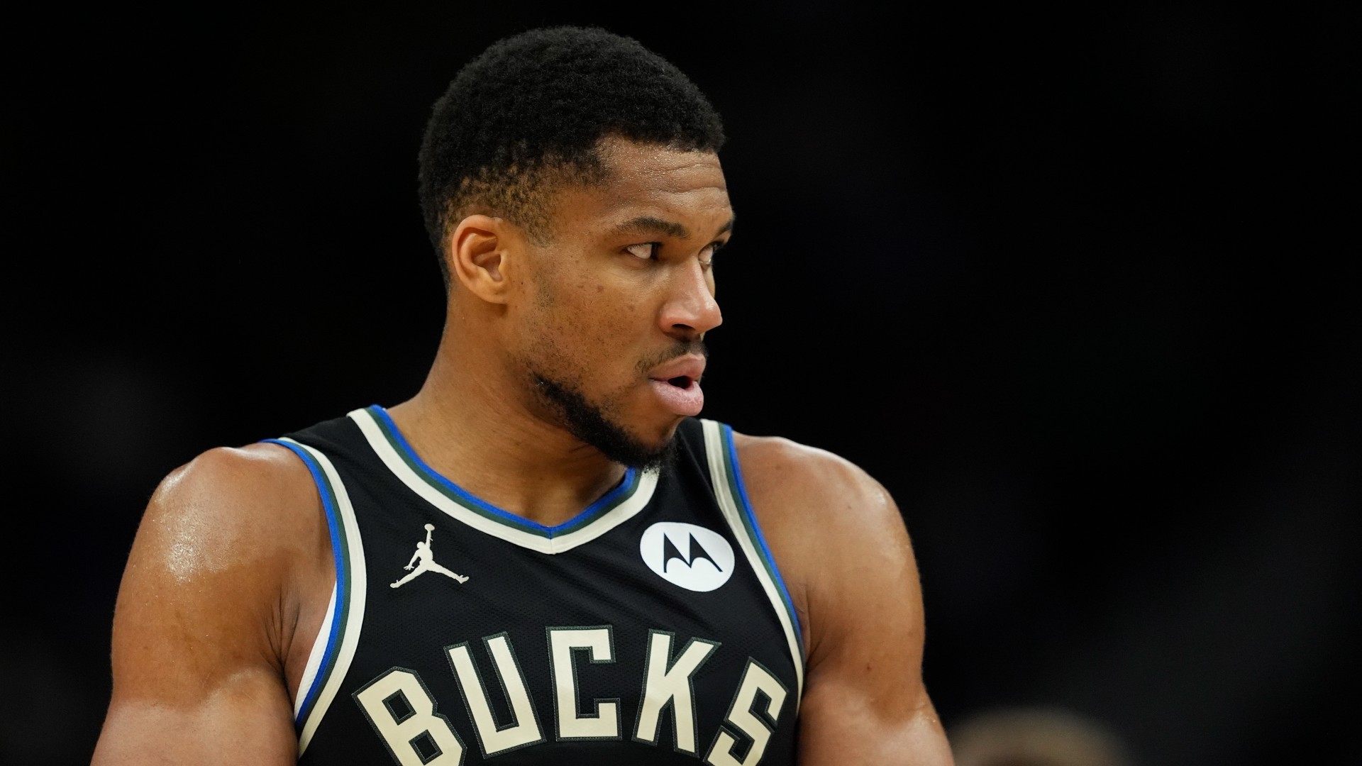 Giannis to miss NBA All-Star Game