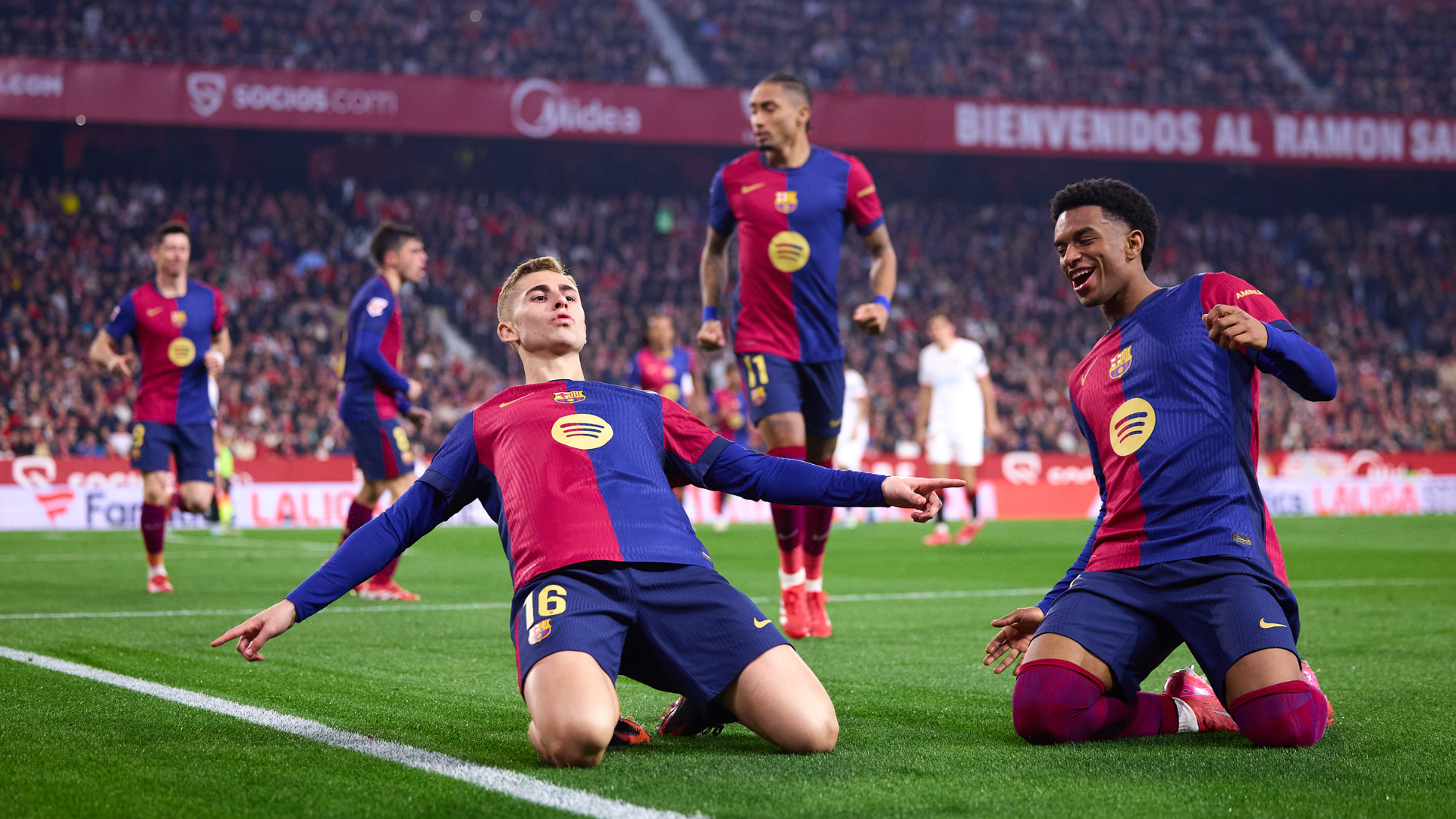 Report: Sevilla 1-4 Barcelona