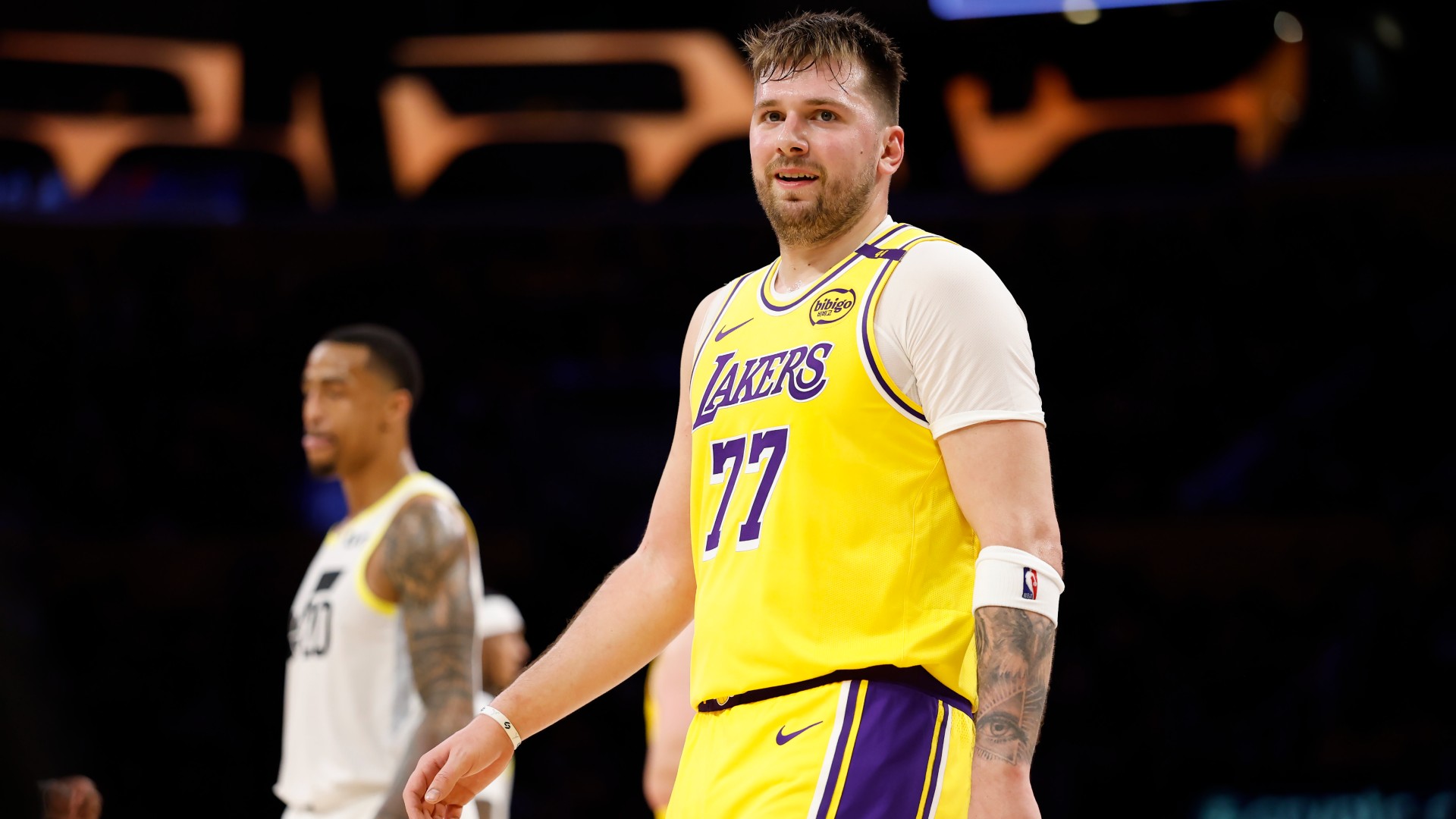 NBA: Lakers win Doncic's debut
