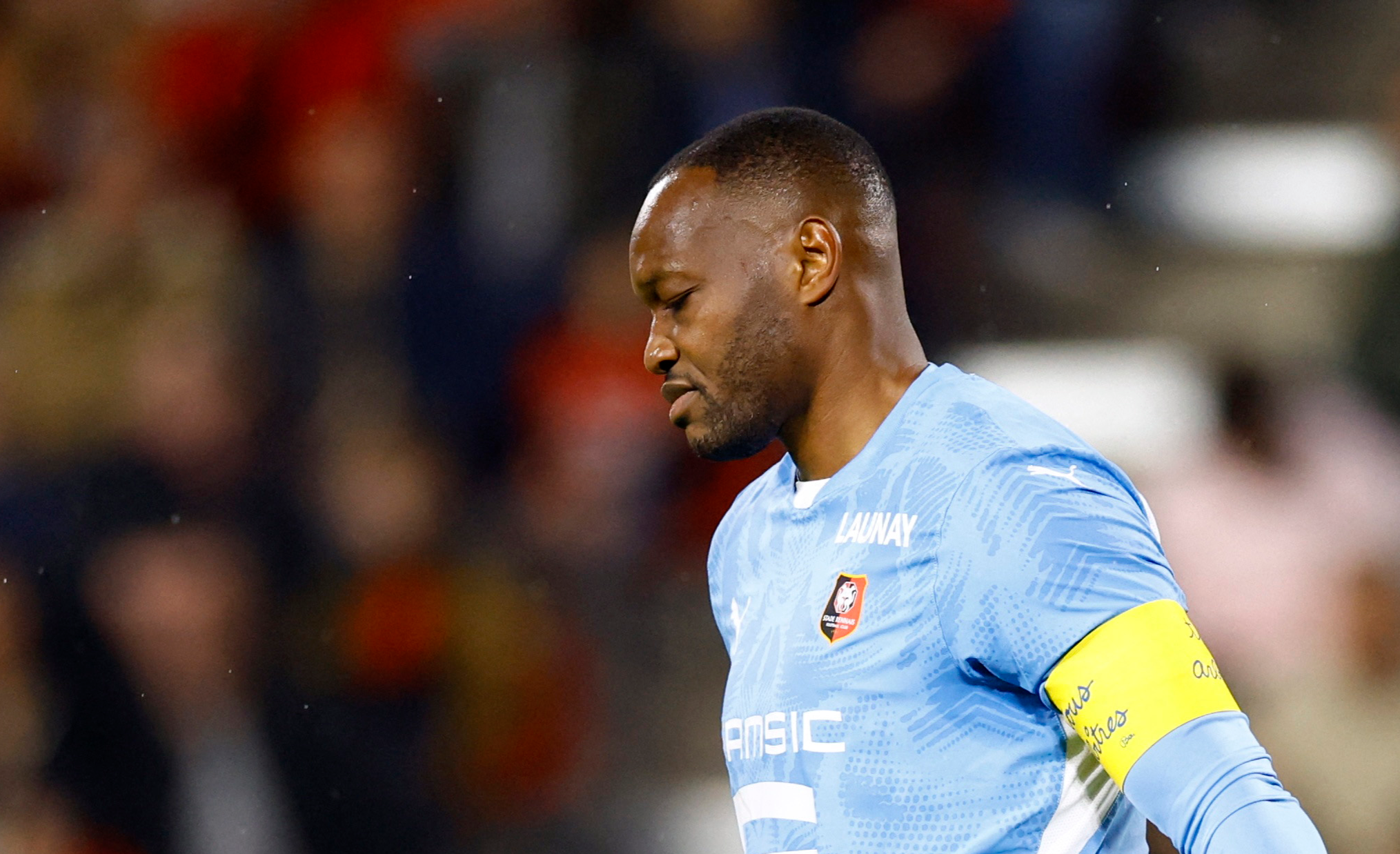 Steve Mandanda tête basse