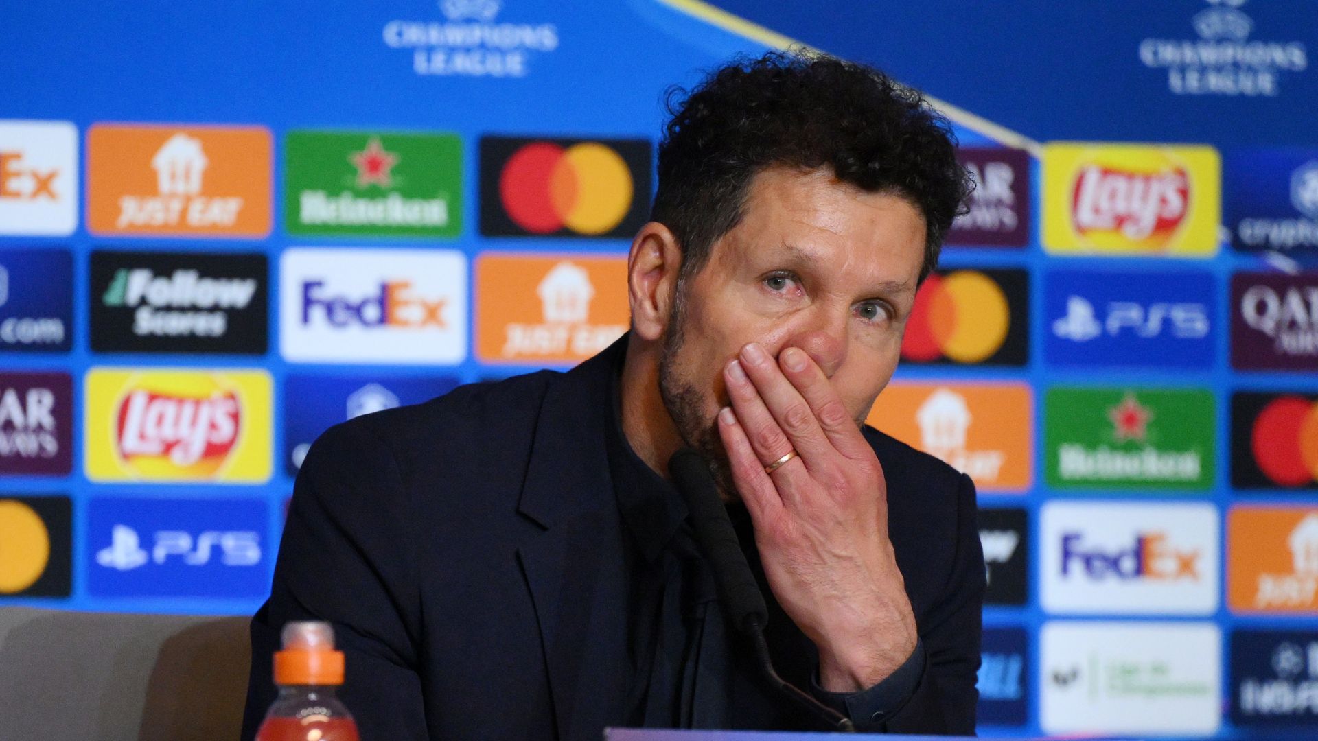 Simeone angry at Alvarez decision