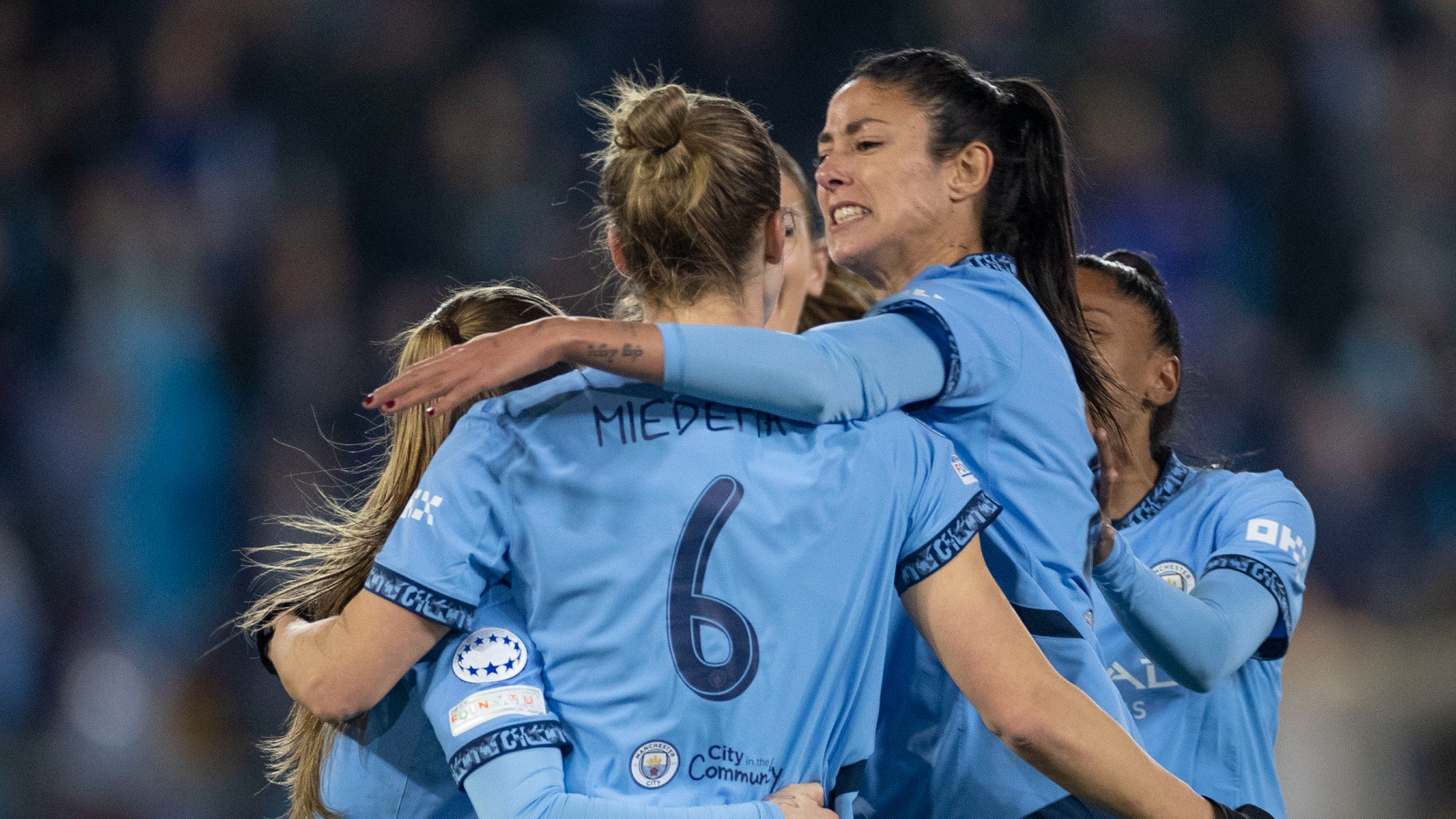 Miedema revels in Man City win