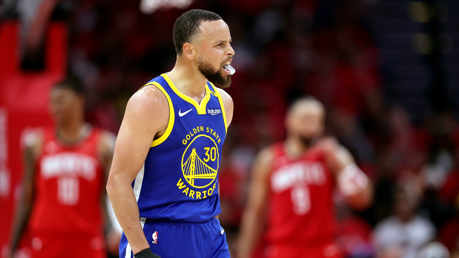 Warriors open series with road win