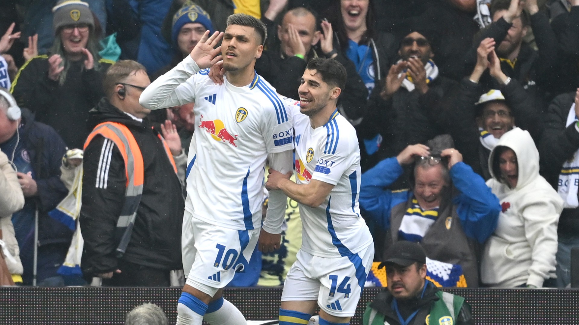 Piroe scores four as Leeds run riot