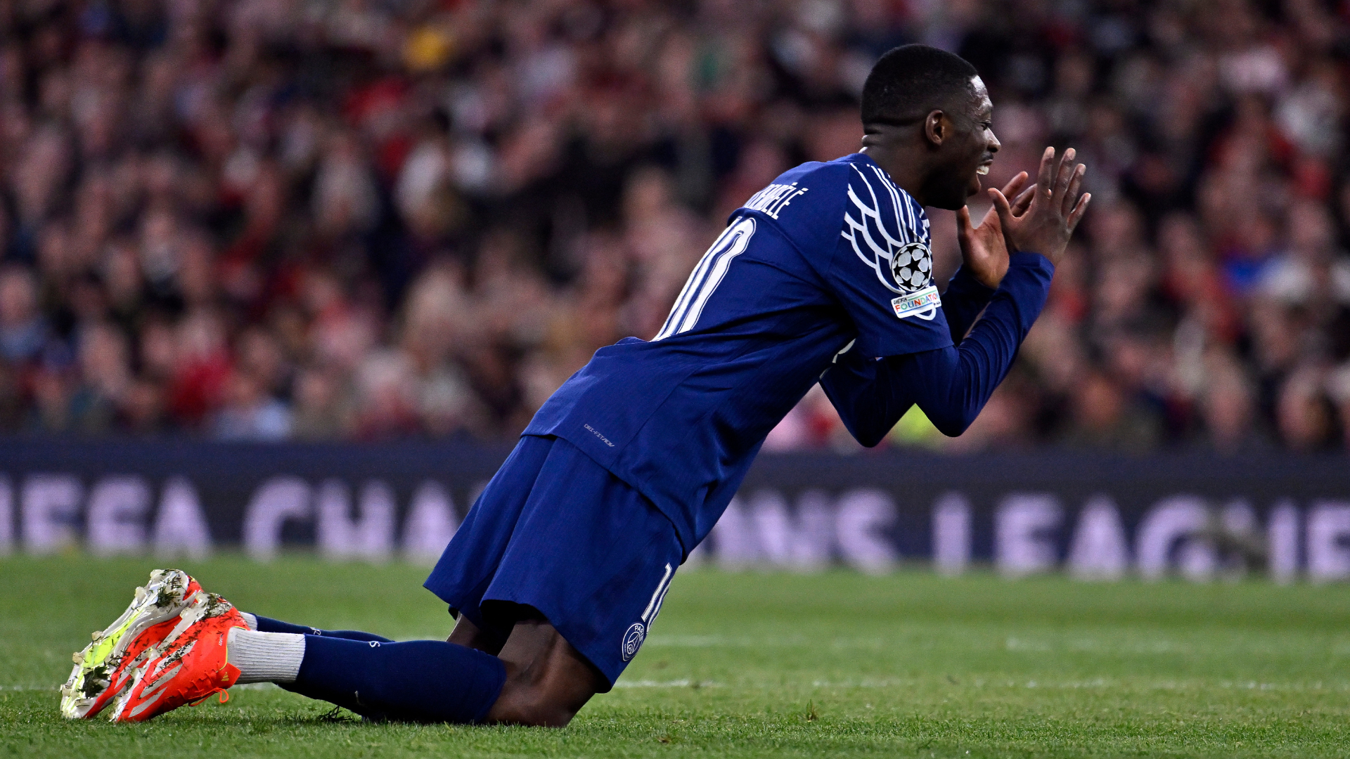 Dembele out of Strasbourg trip