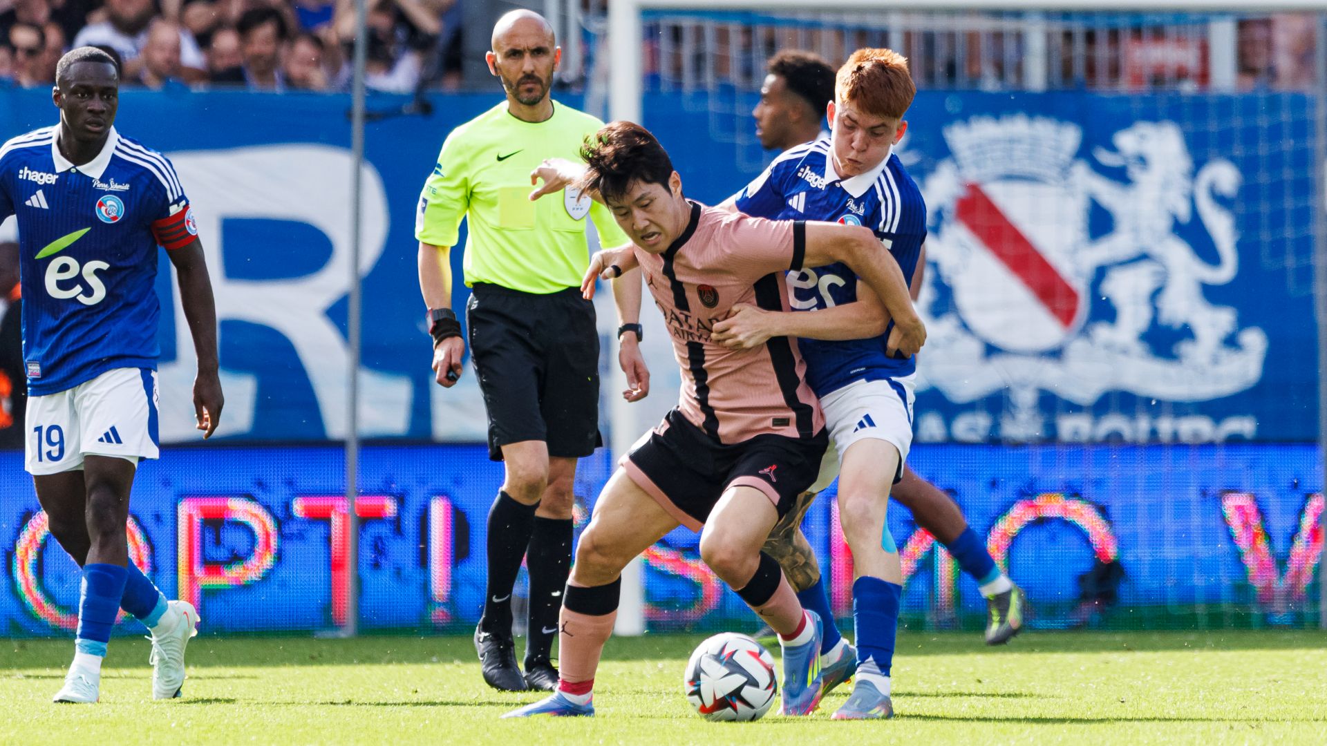 Report: Strasbourg 2-1 PSG