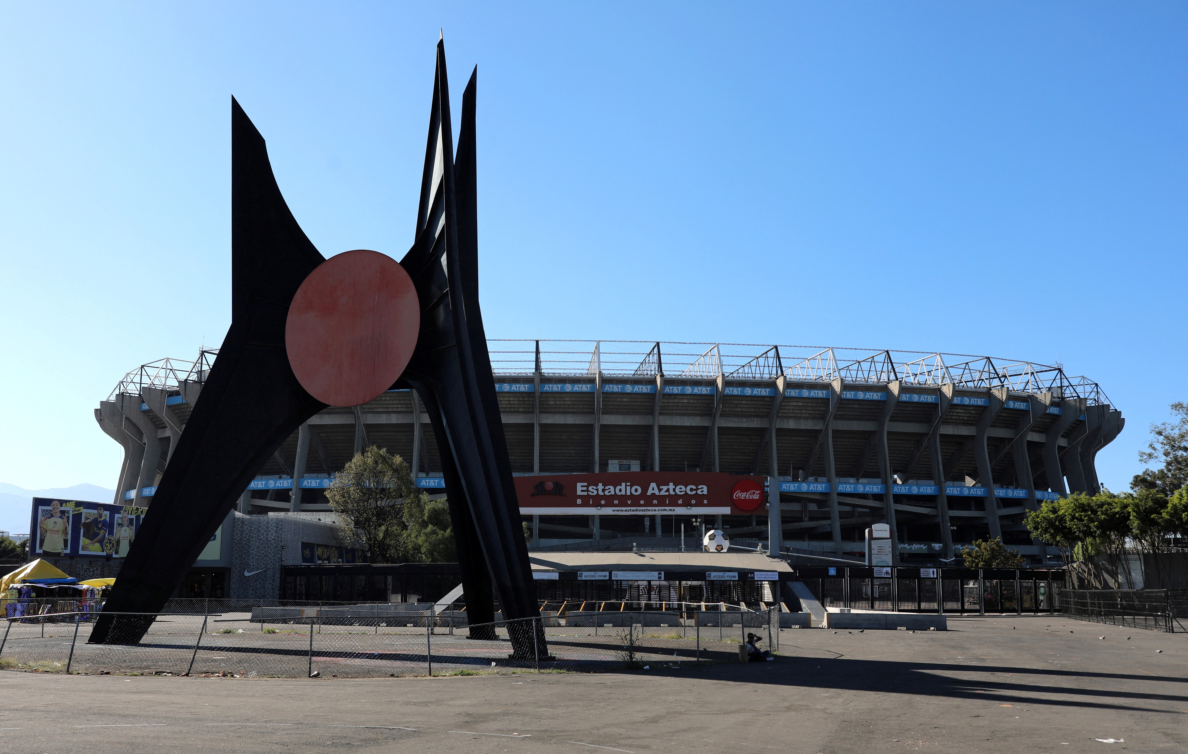 Stade Azteca extérieur