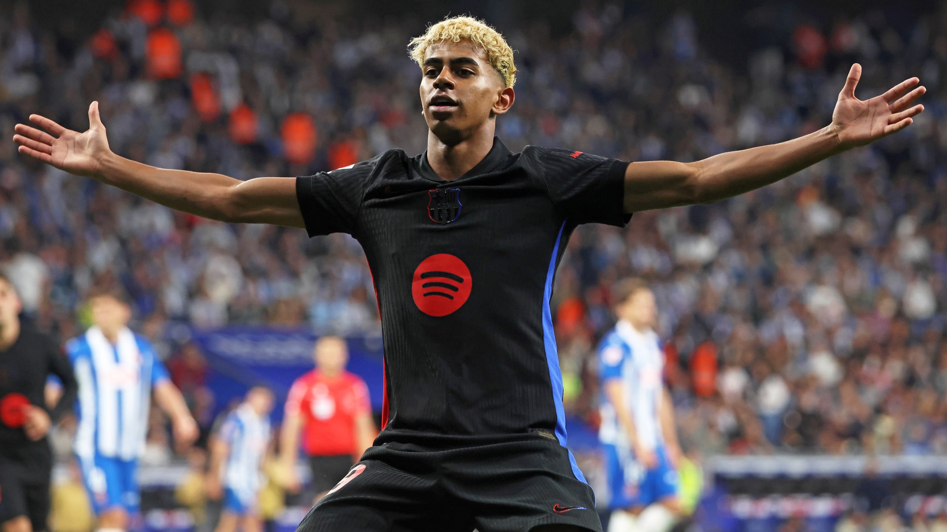 Flick praises Barcelona after title