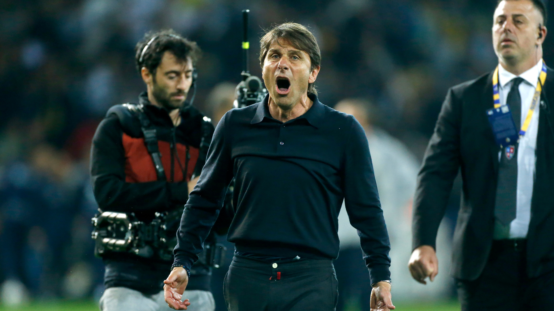 Napoli closing in on Serie A title