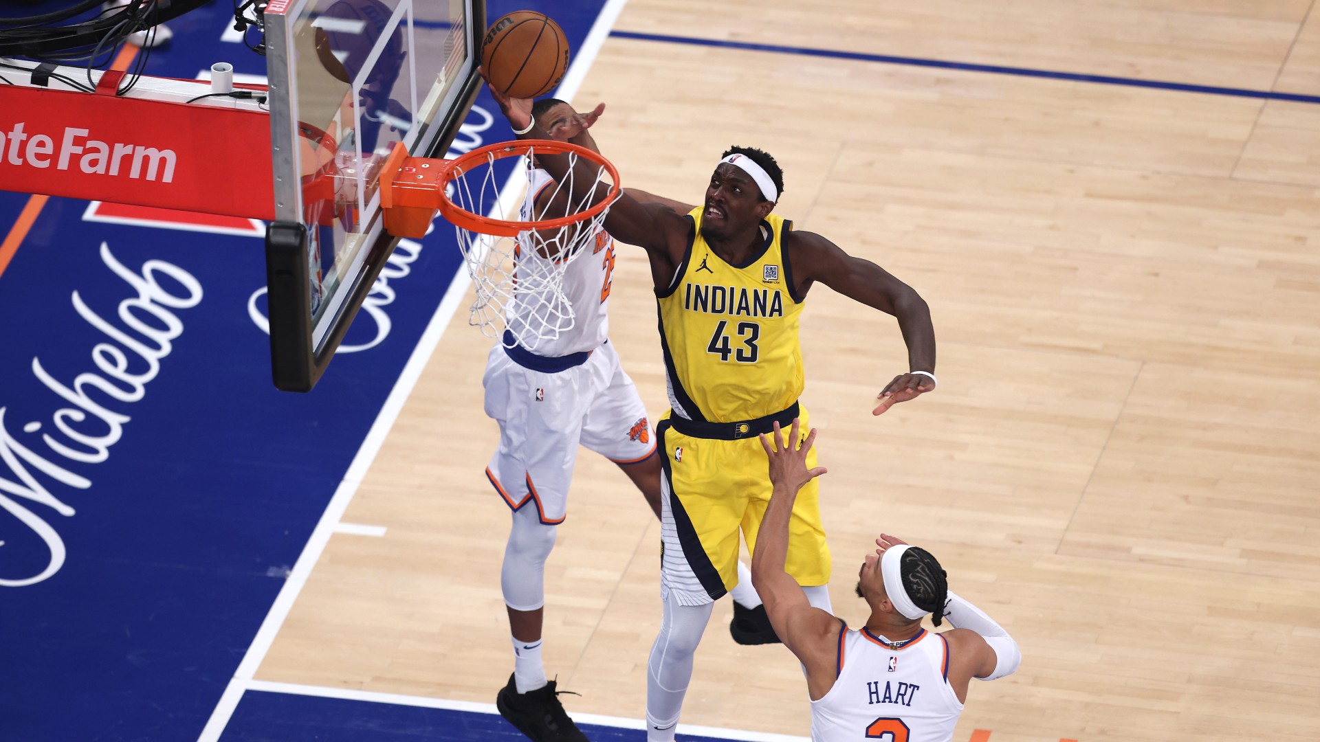 Siakam scores 39, Pacers up 2-0