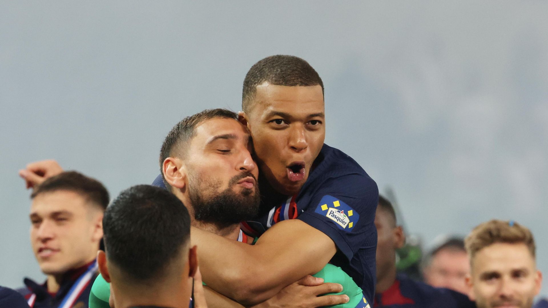 Mbappe salutes PSG's UCL triumph