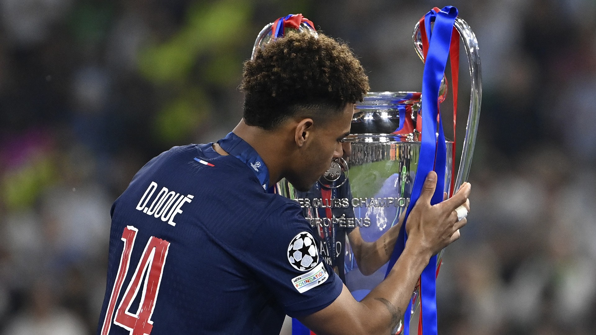 PSG end long UCL wait