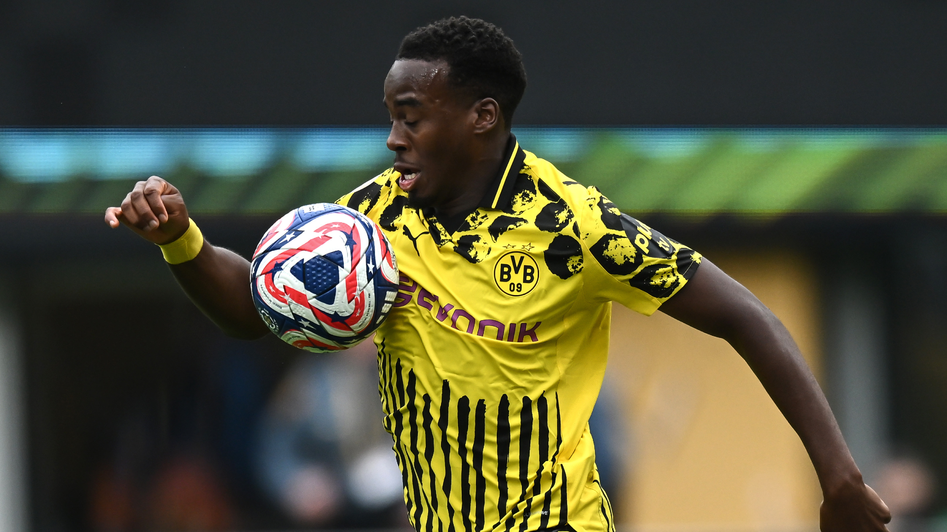 Chelsea failed with Gittens offer 