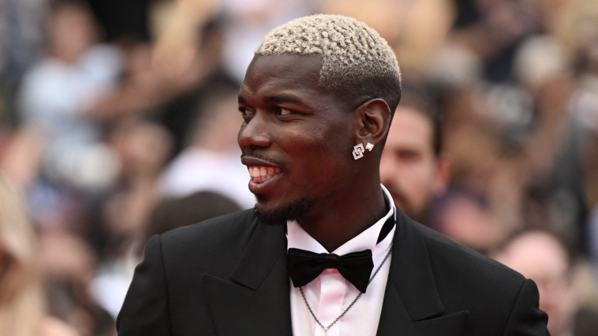 Pogba signs for Monaco