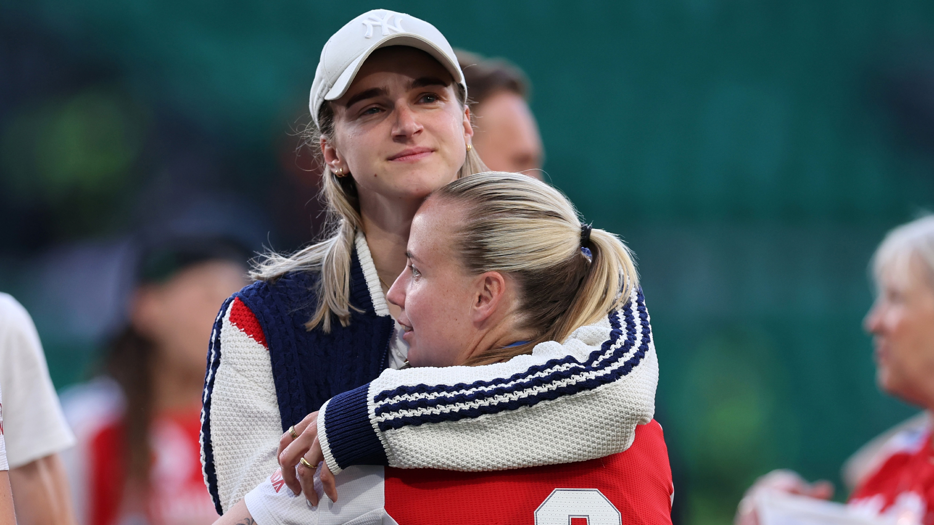 Mead focused on England not Miedema