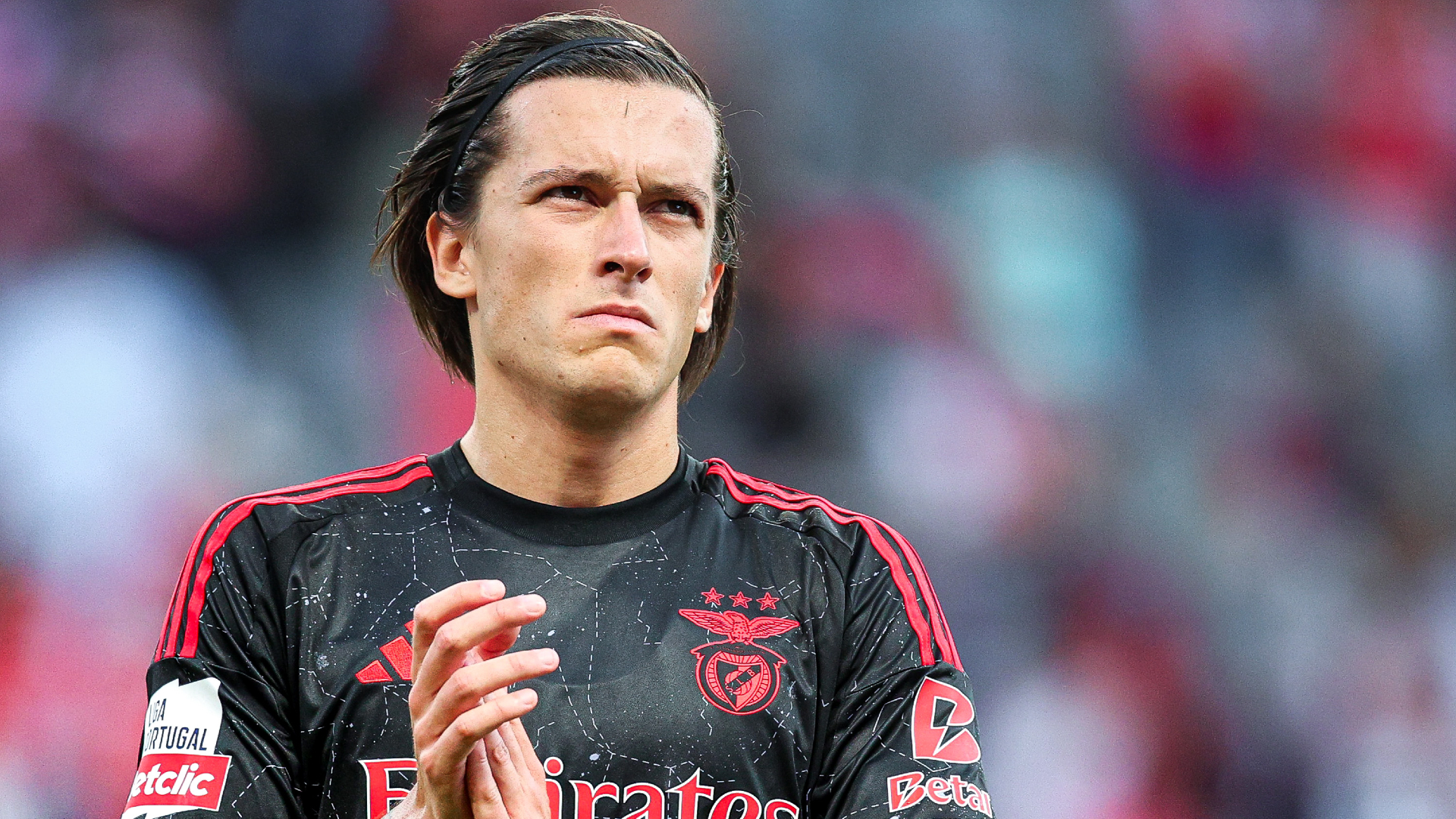 Madrid sign Benfica's Carreras