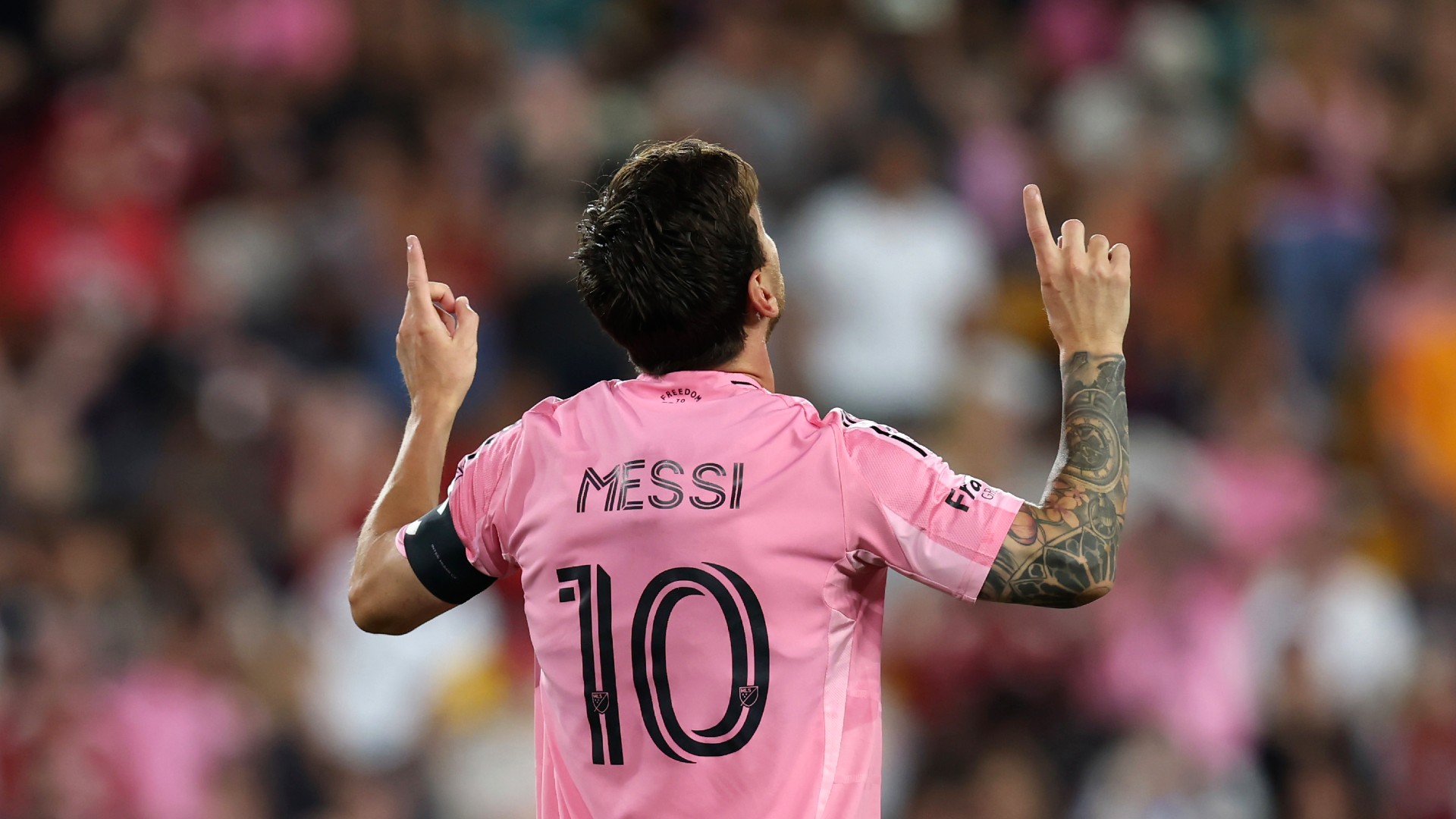 Mascherano: Messi transcends game