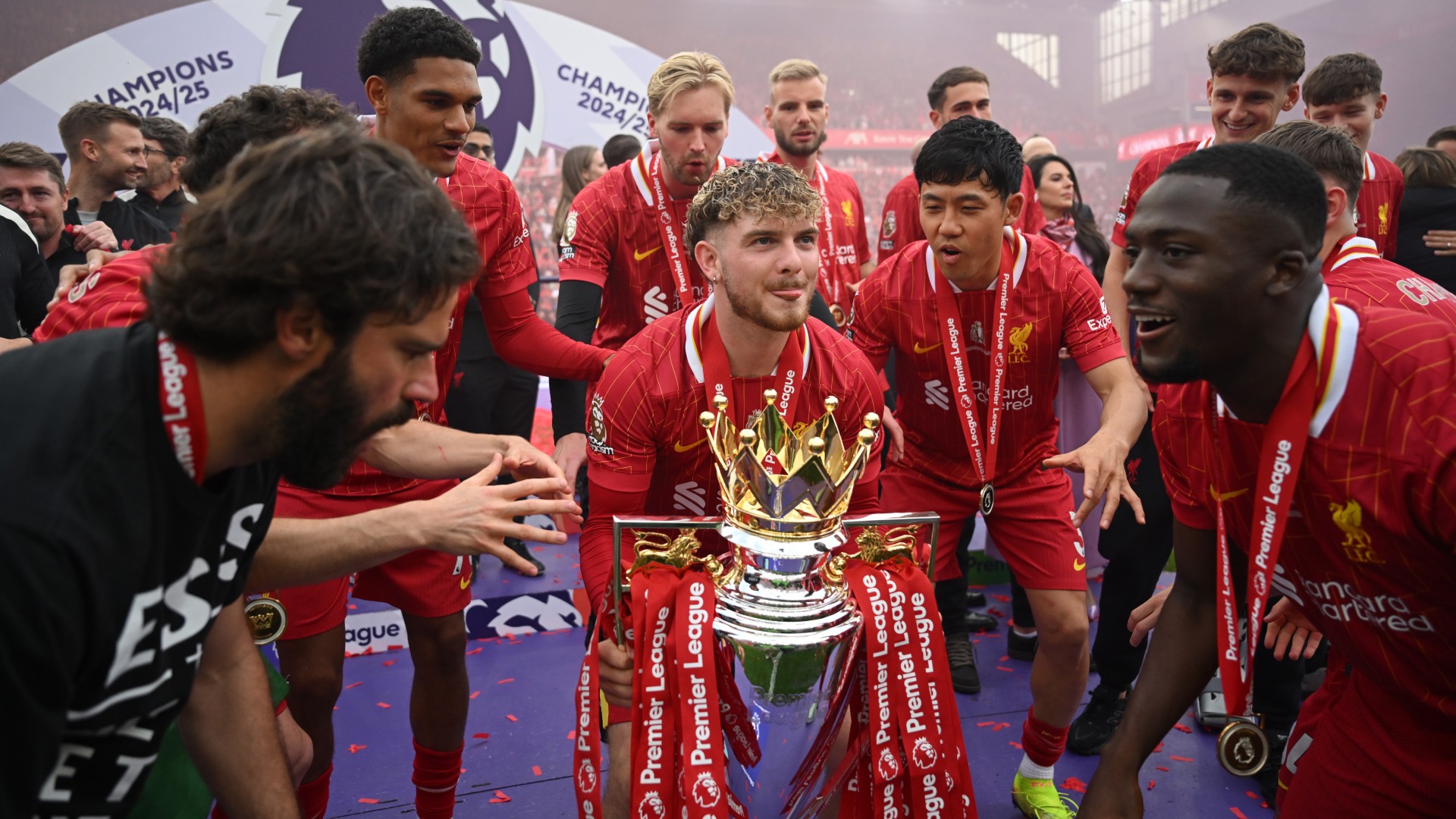 Elliott to assess Liverpool future 