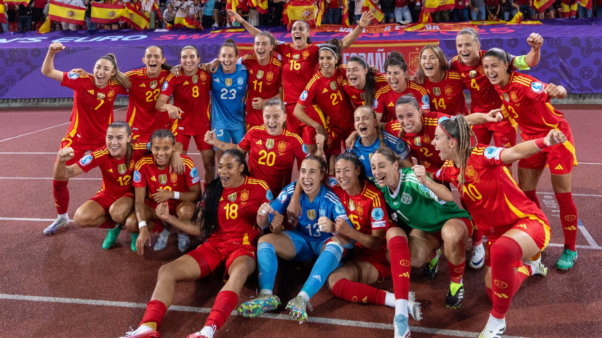 Bonmati hails 'golden generation'