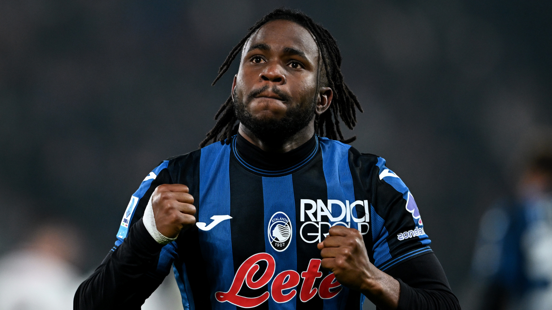 Lookman hands in transfer request