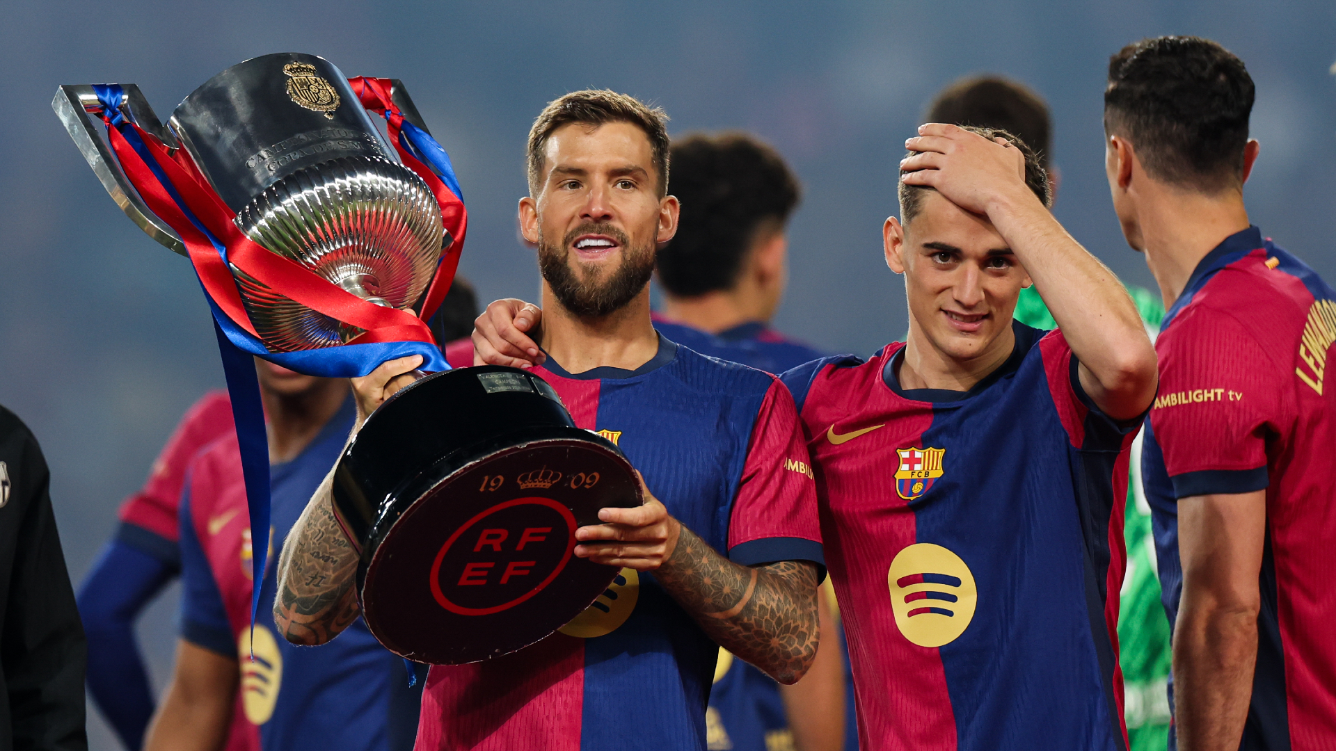 Martinez leaves Barca for Al-Nassr