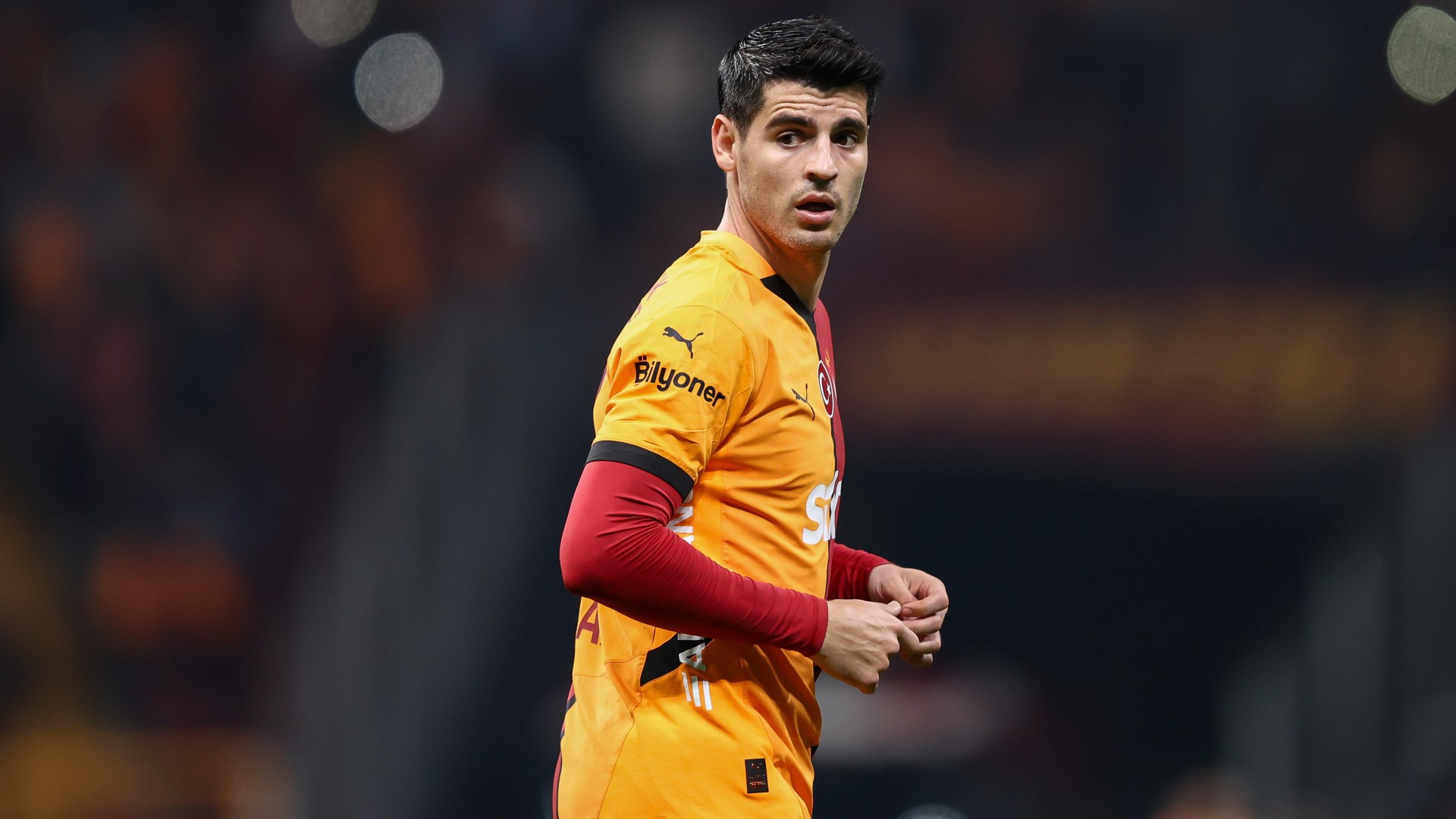 Como complete Morata deal