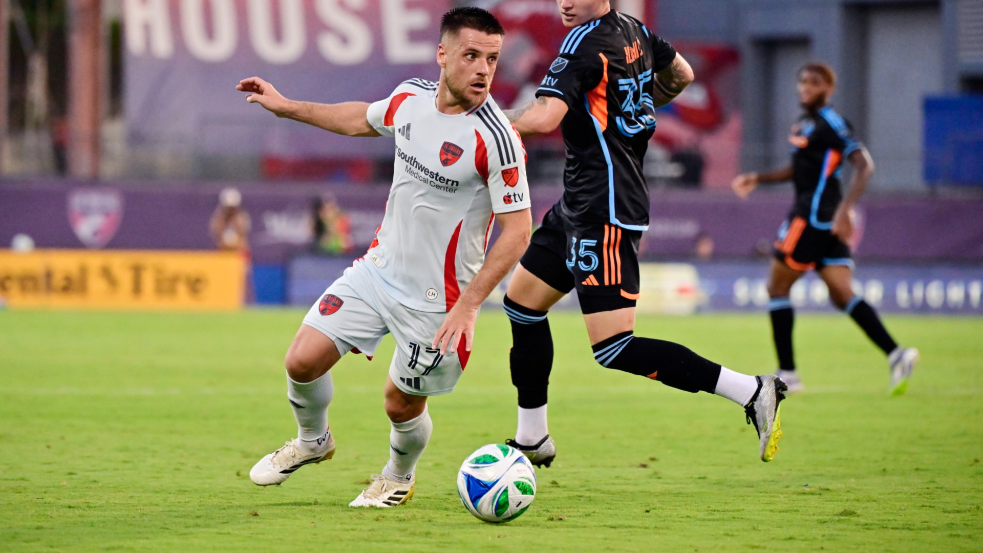 Preview: Austin v Dallas