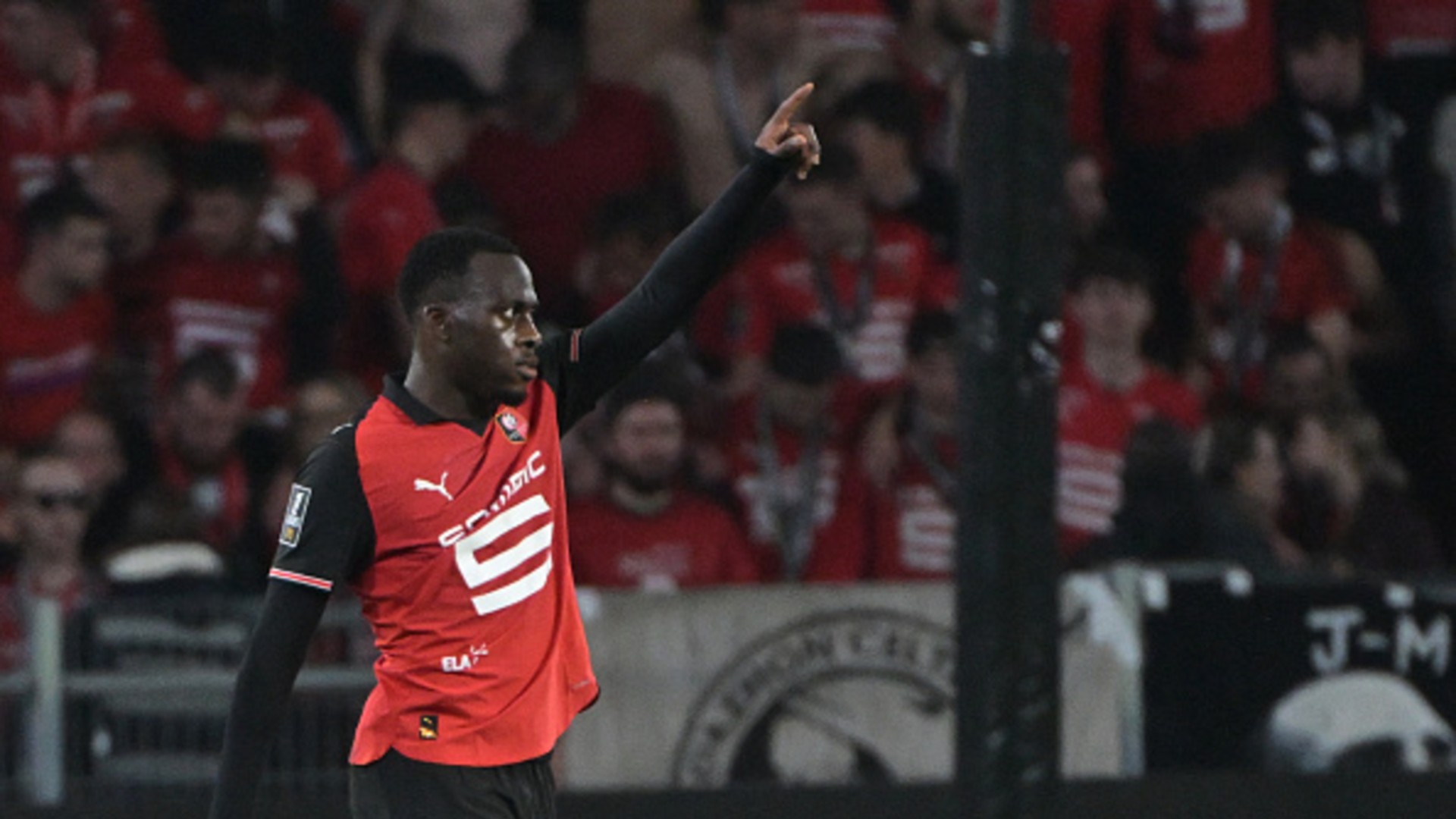 Kalimuendo signs for Forest