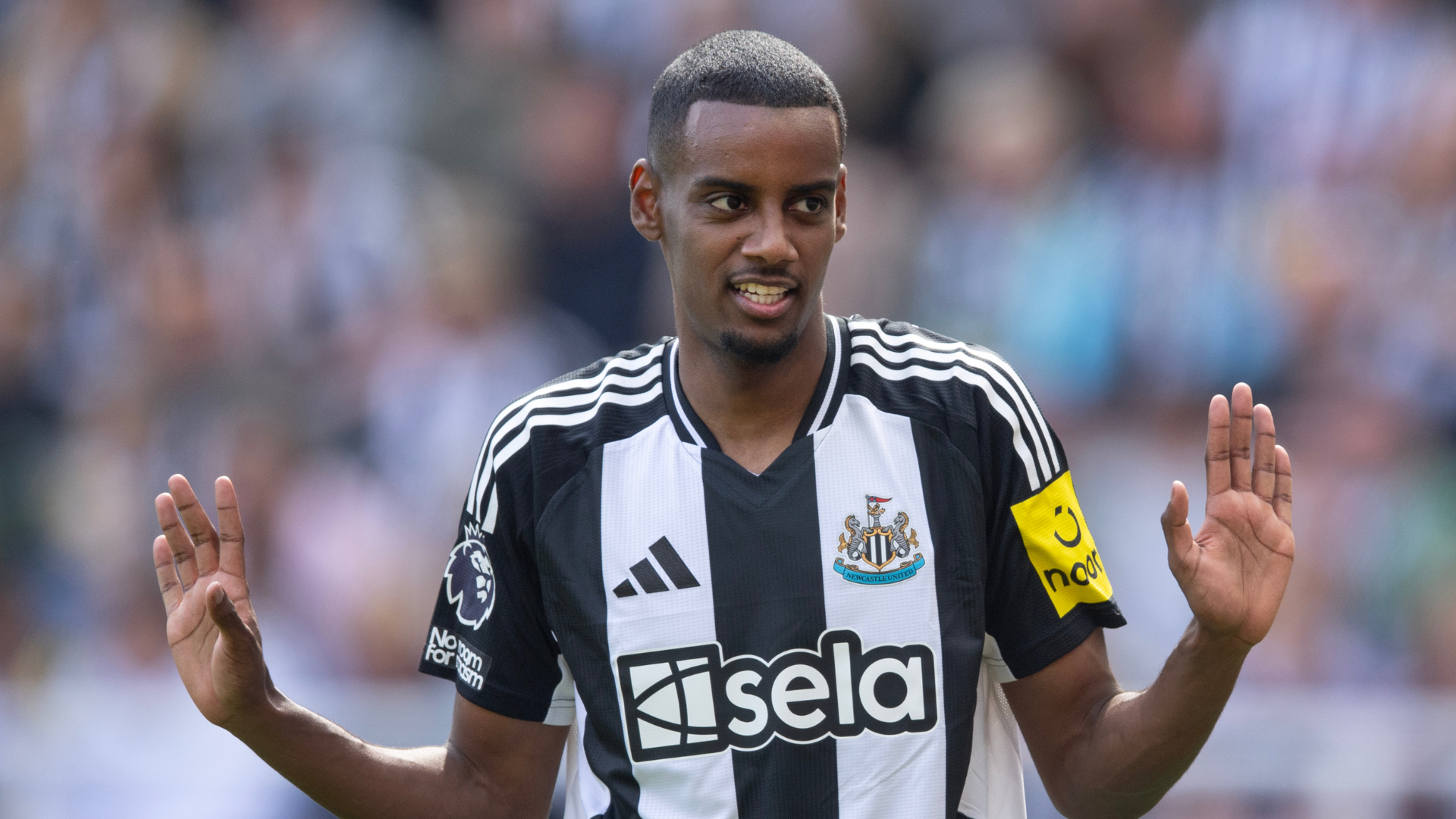 Shearer fumes at Isak transfer saga