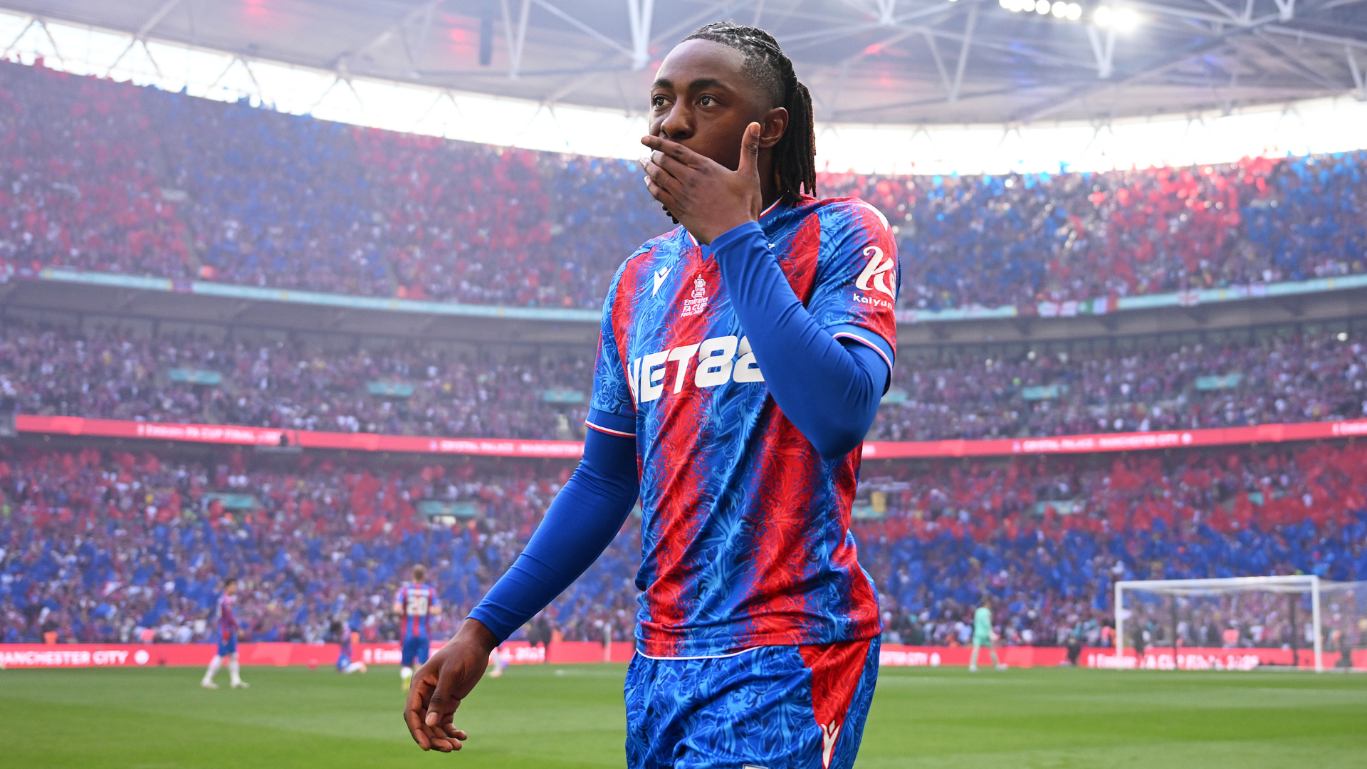 Merson: Arsenal win title with Eze