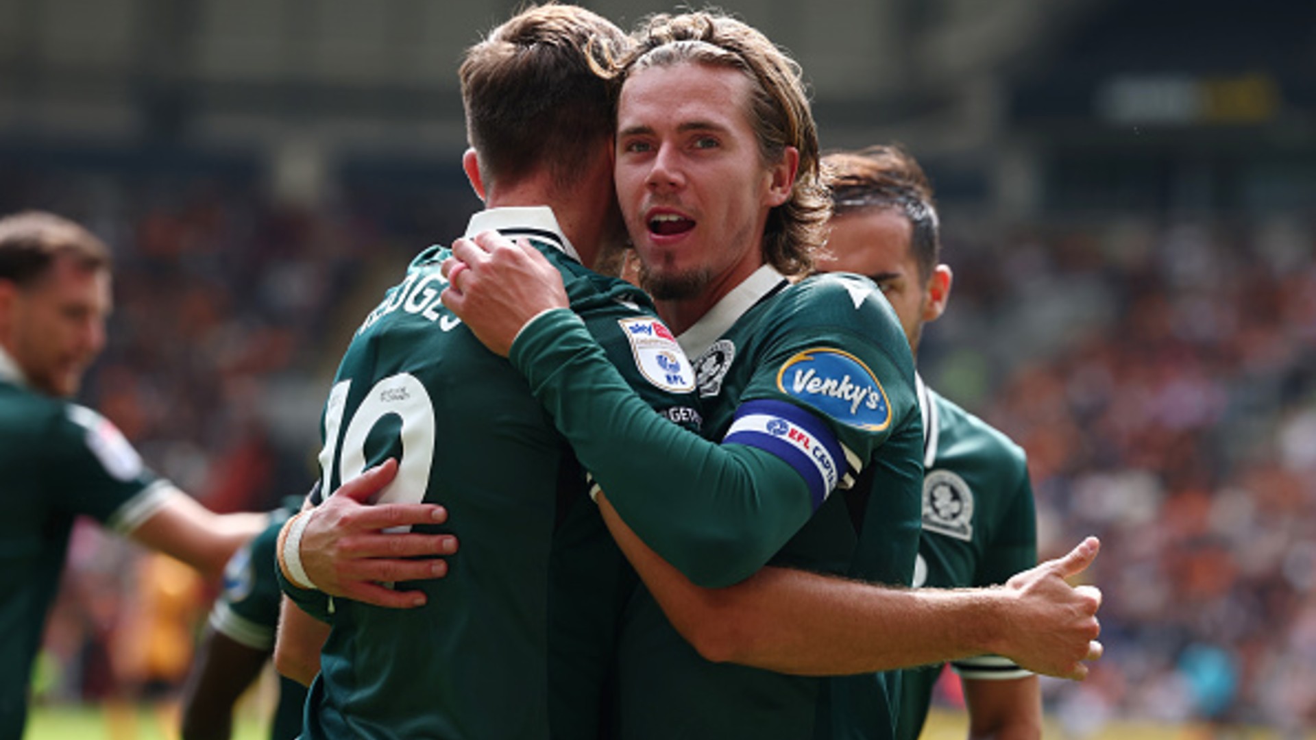 Championship: Blackburn thrash Hull