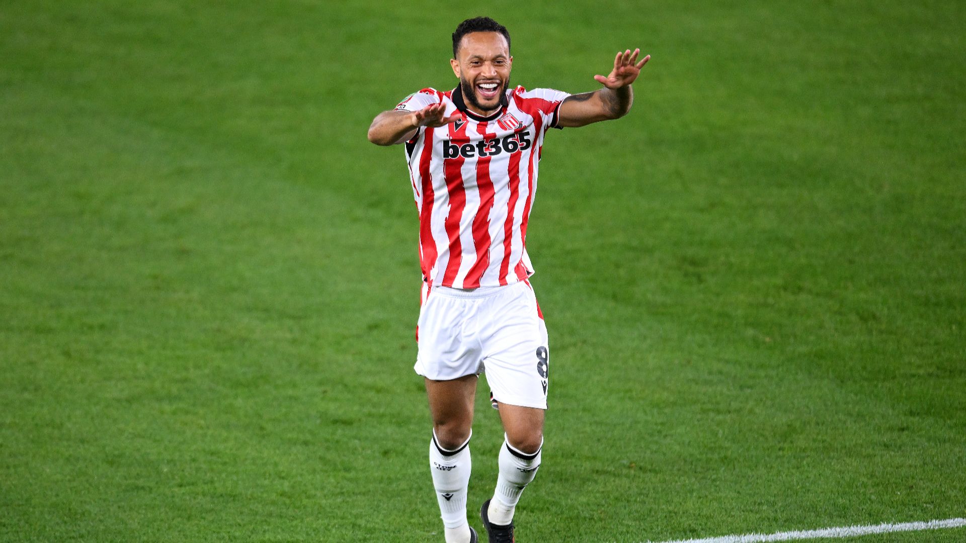 Stoke, Boro stay perfect