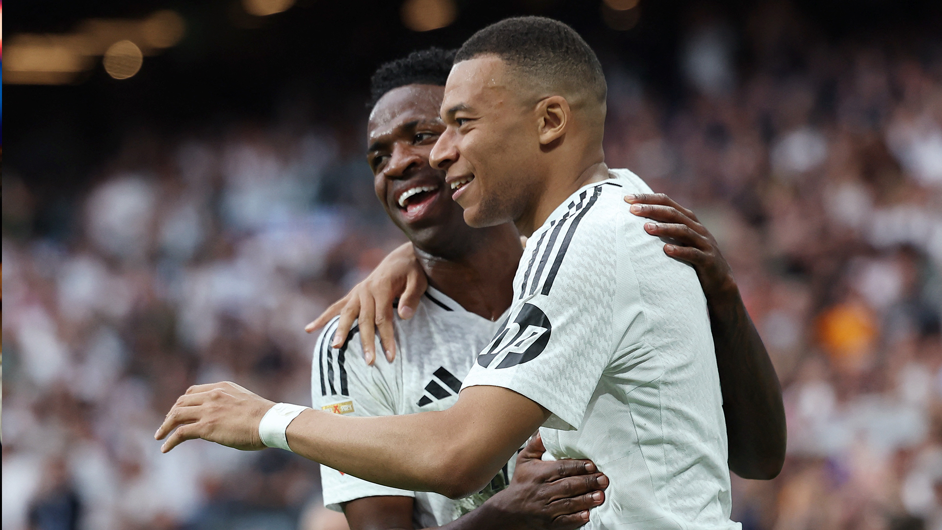 Kylian Mbappé y Vinícius Jr.