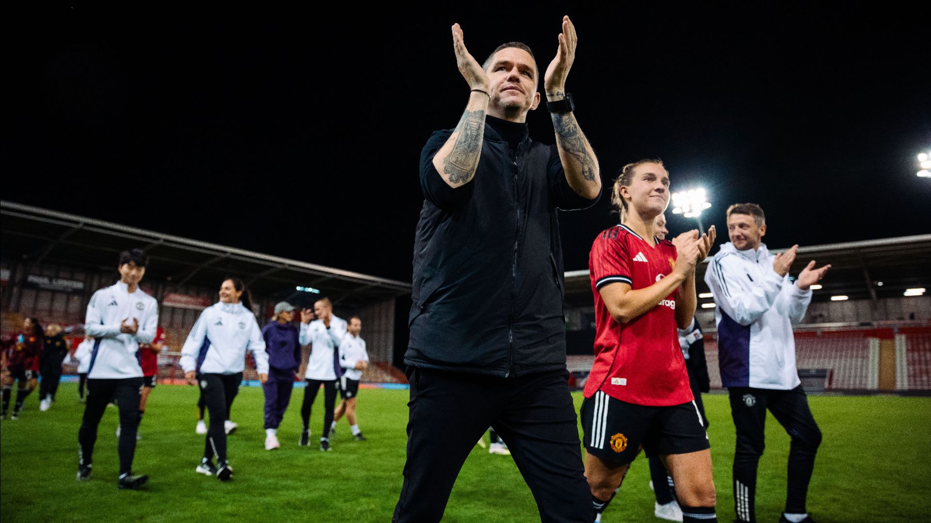 Skinner salutes 'history makers'
