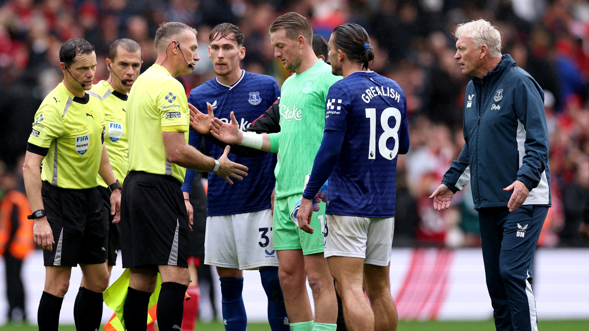 Moyes, Grealish frustrated in derby