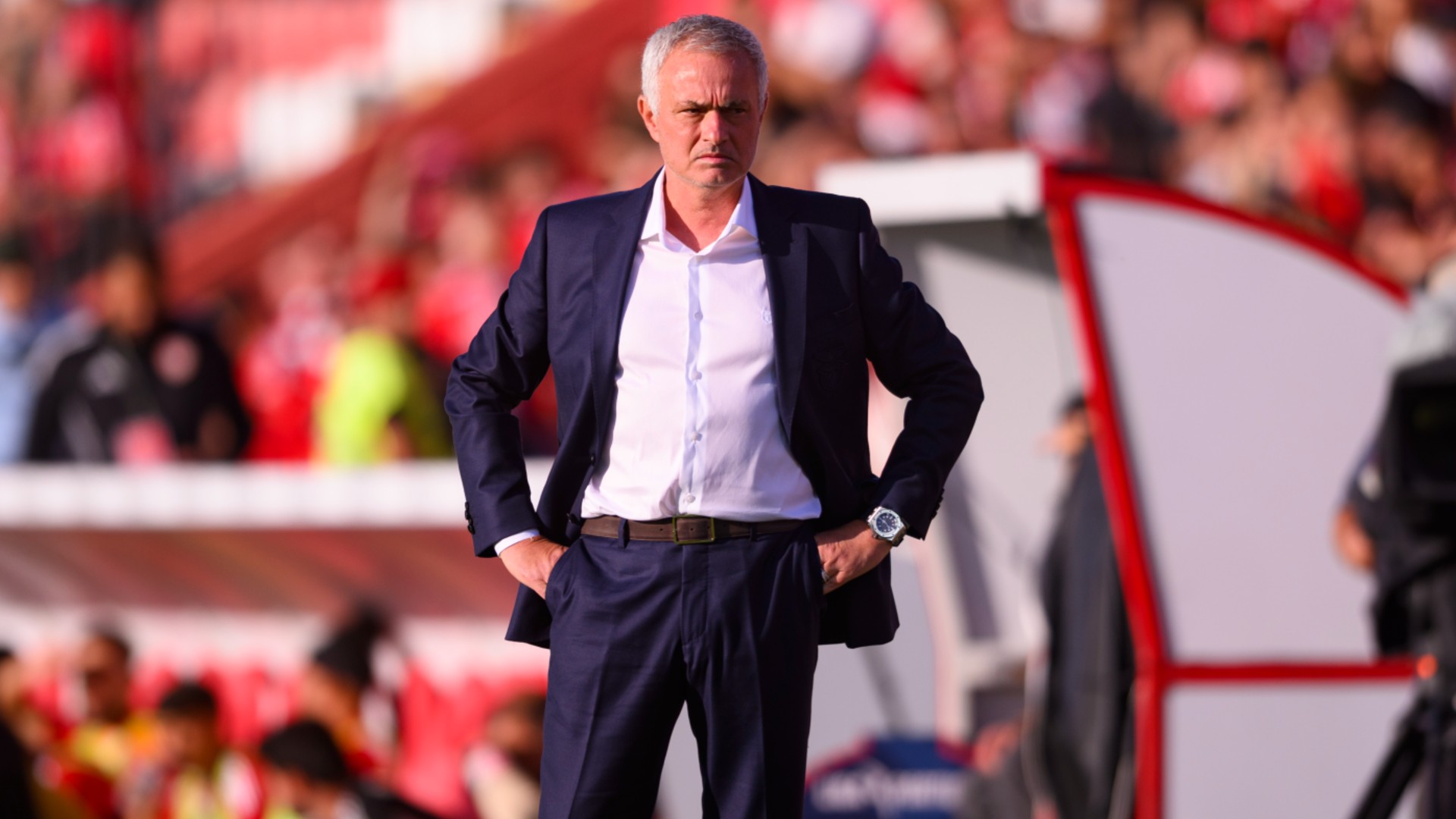 Mourinho not at Benfica to wage war