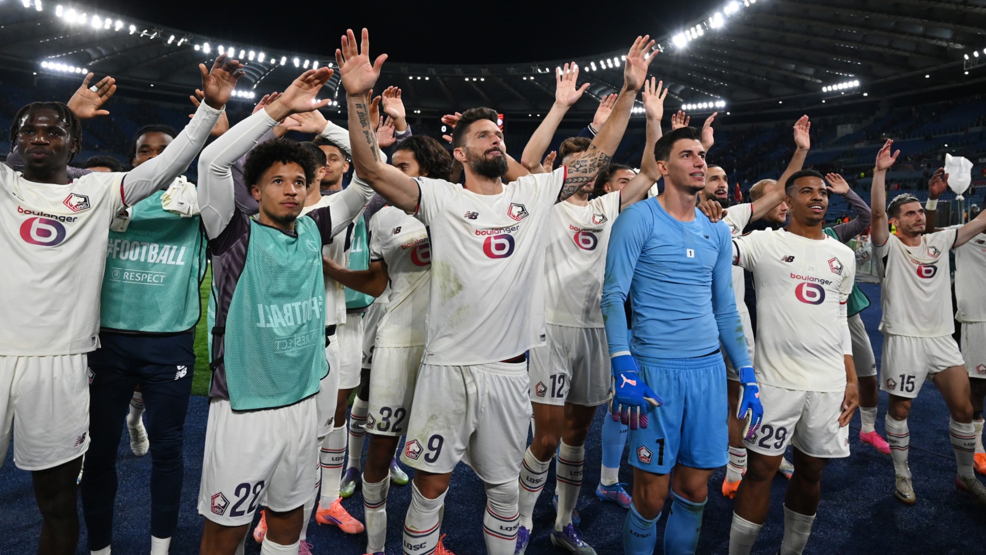 Lille goalkeeper stars in win