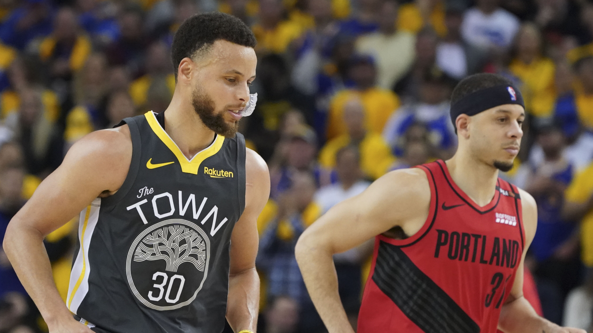 Stephen and Seth Curry