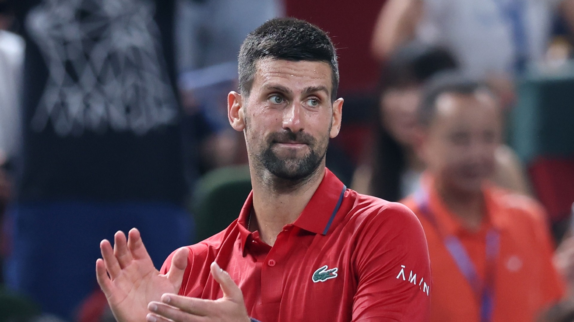 Djokovic advances in Shanghai