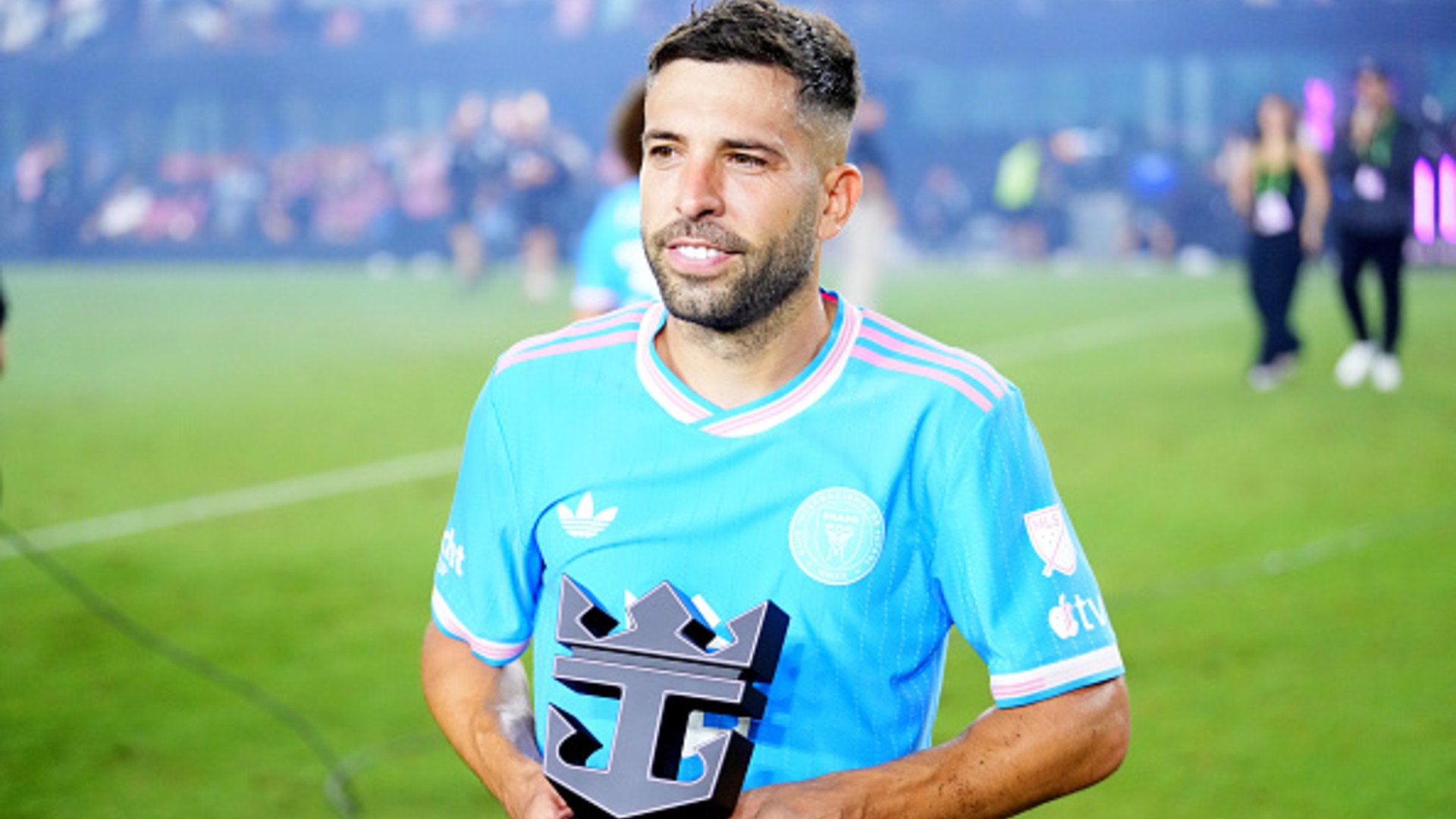 Jordi Alba to retire from football