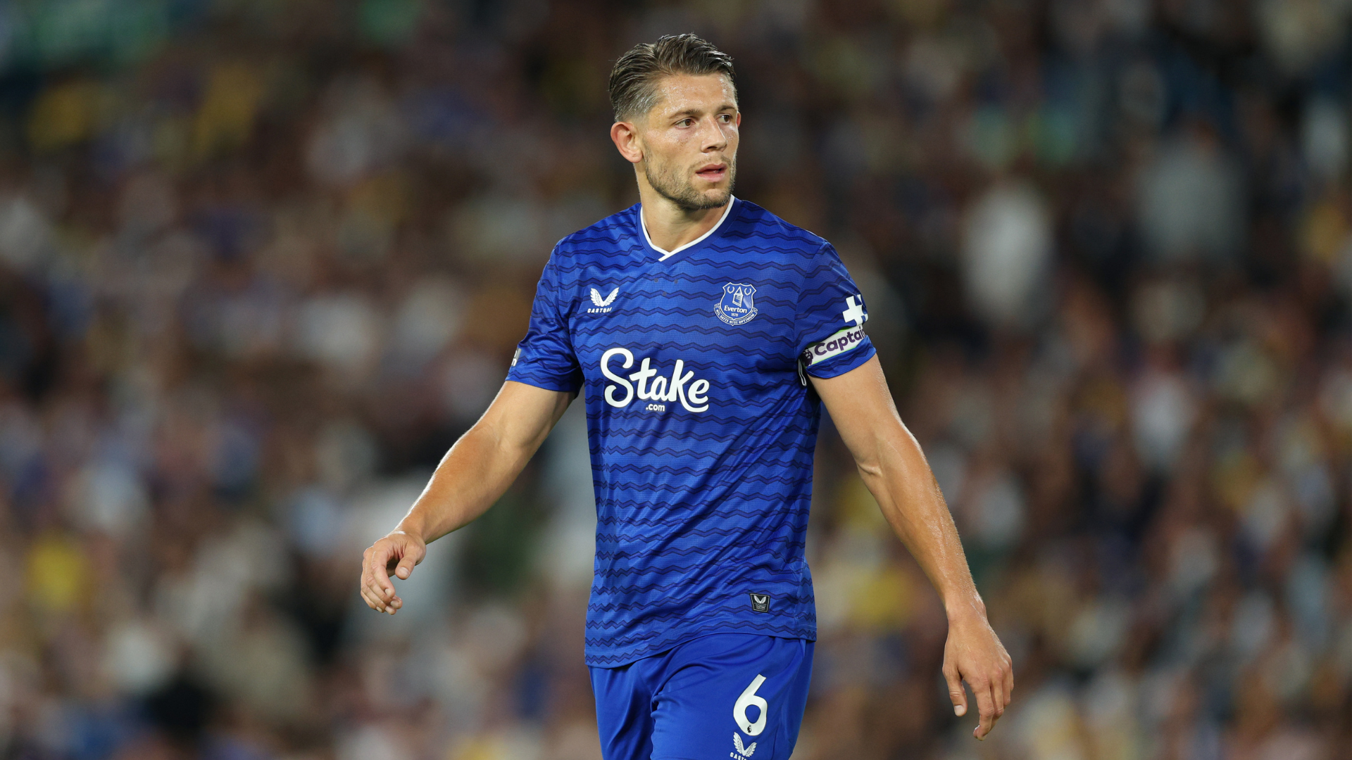 Tarkowski signs new Everton deal