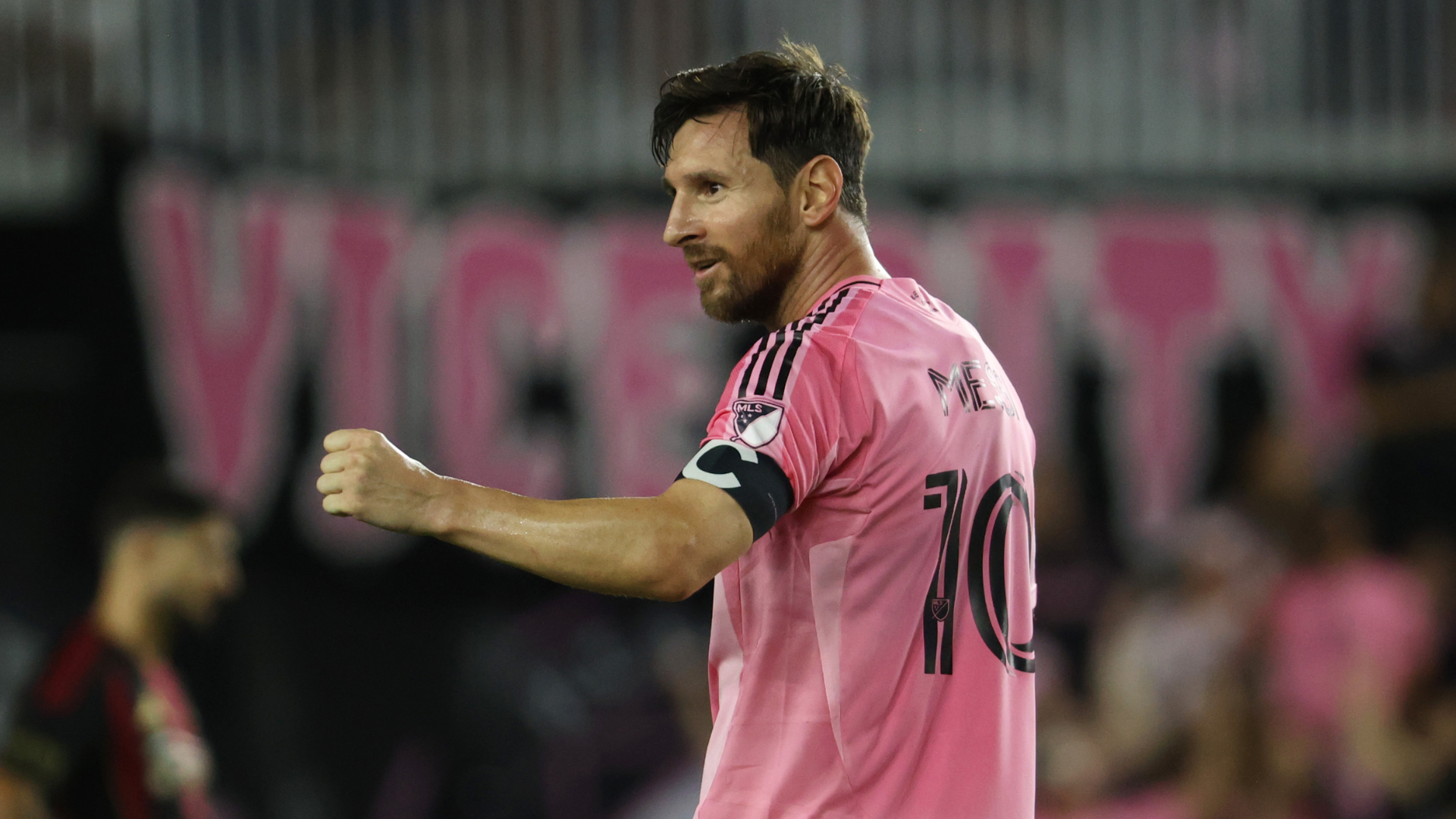 Messi returns to Argentina squad