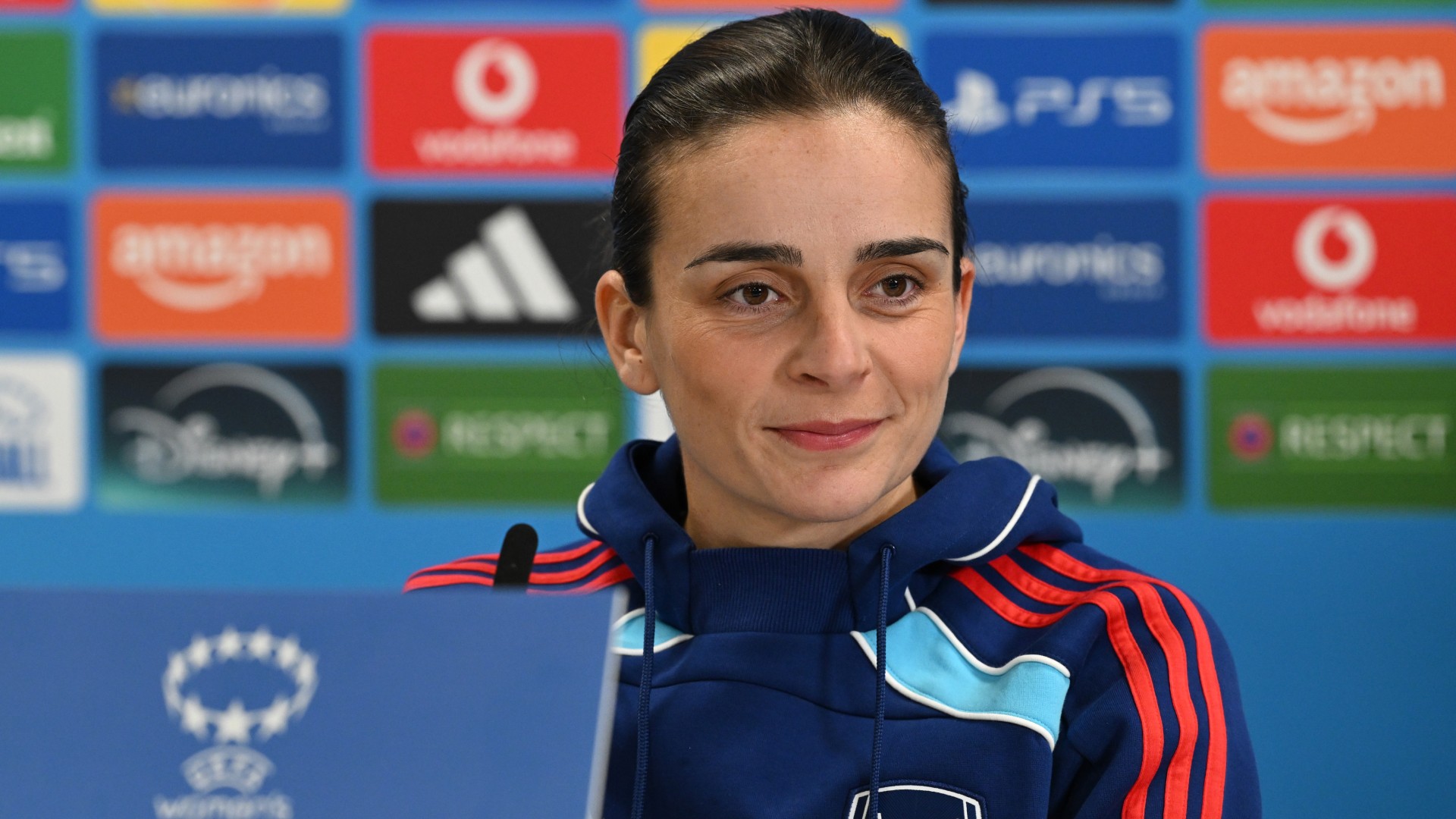 Slegers expects tough Benfica task