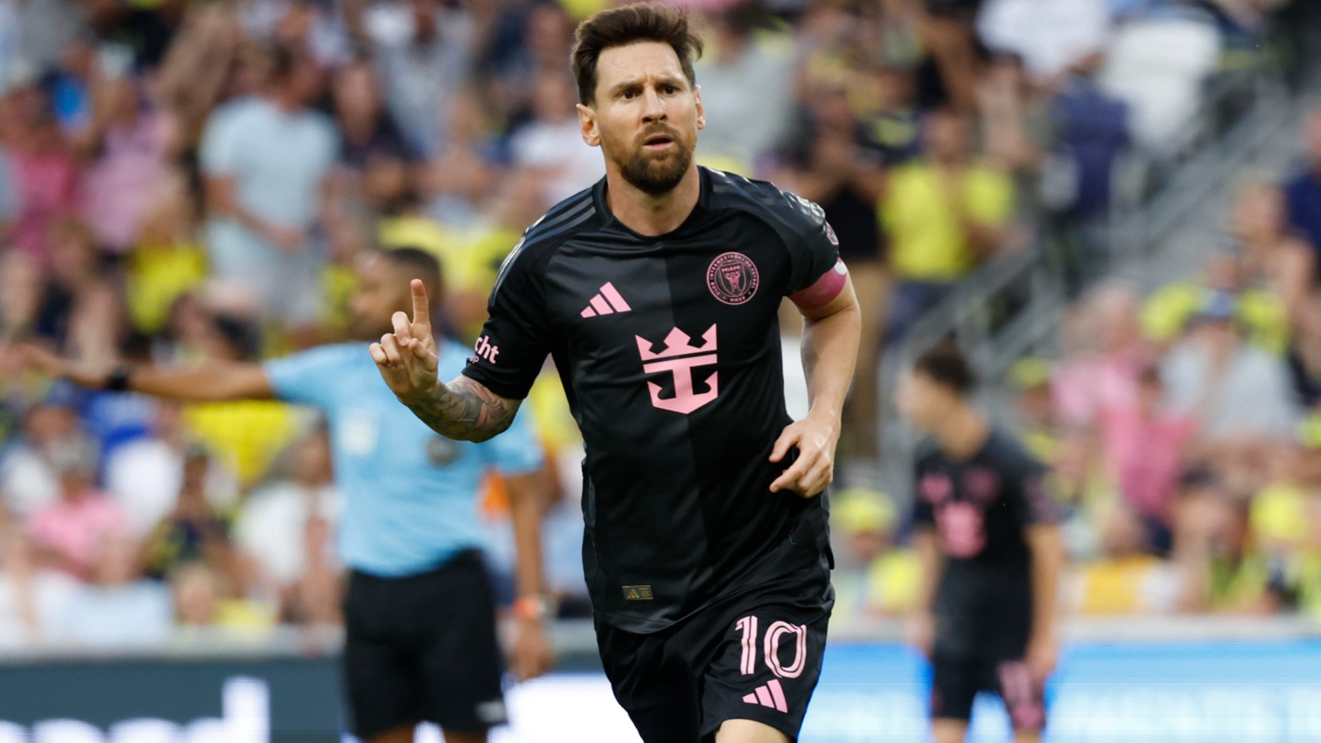 Messi extends Inter Miami deal