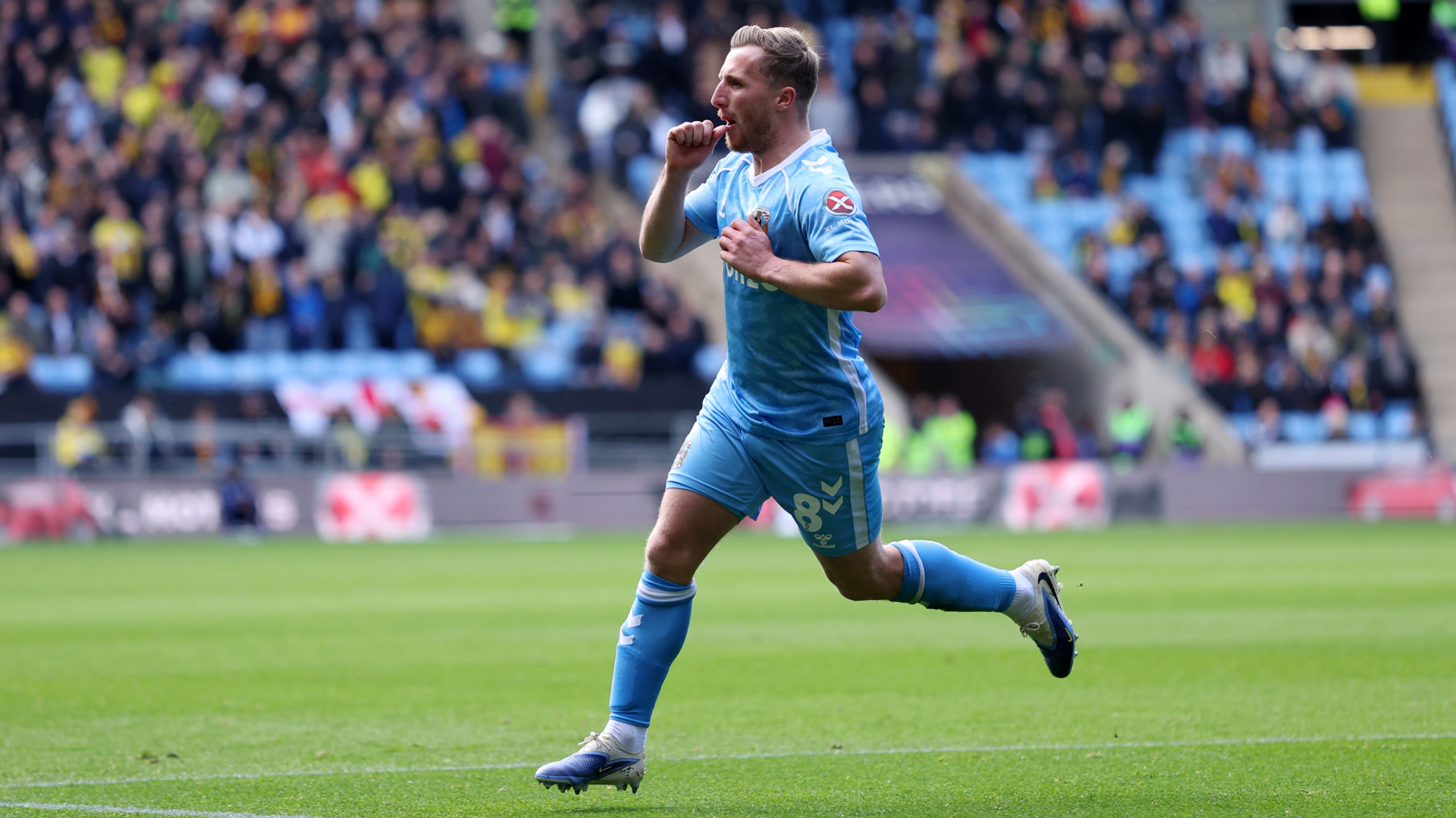 Coventry extend Championship lead