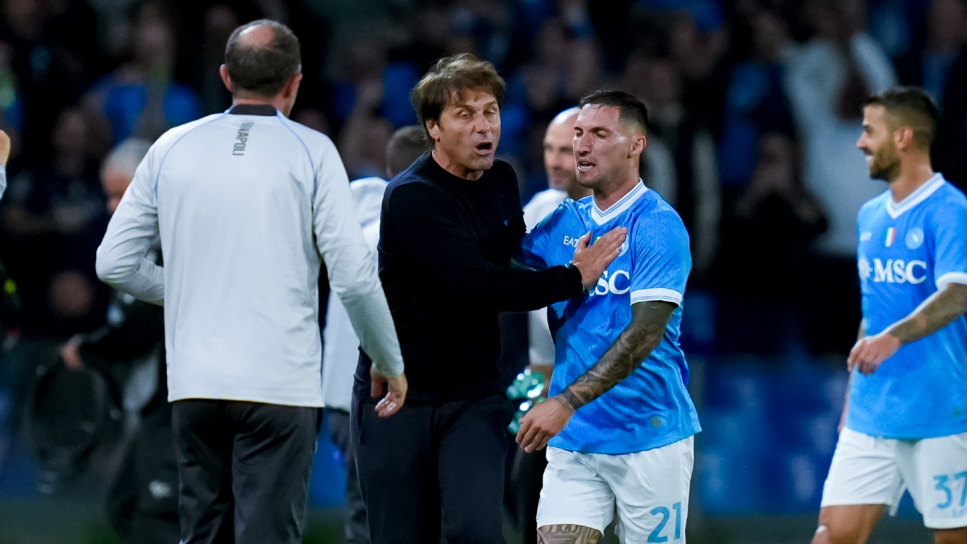 Conte, Chivu take swipes