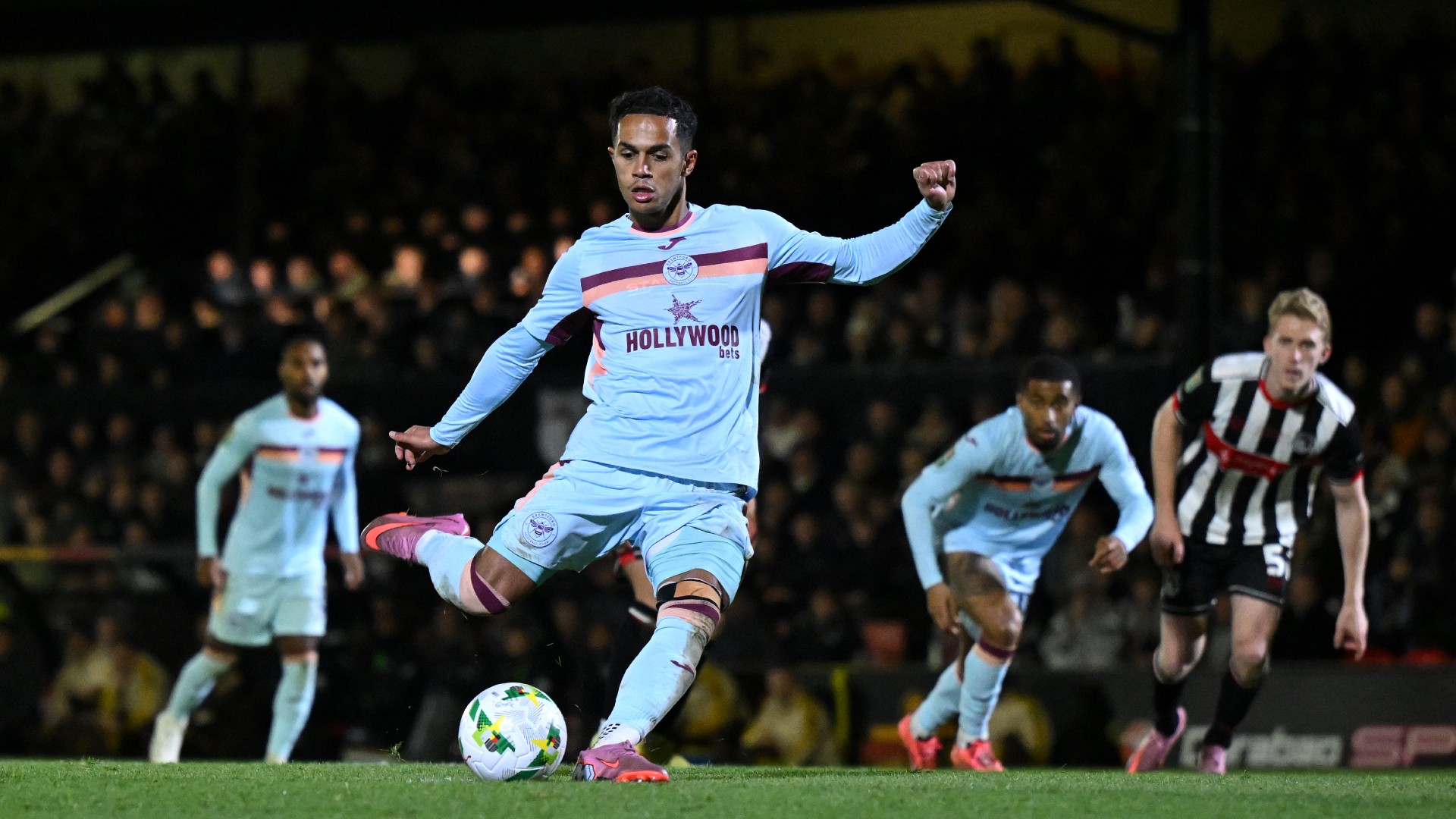Brentford rout Grimsby in EFL Cup